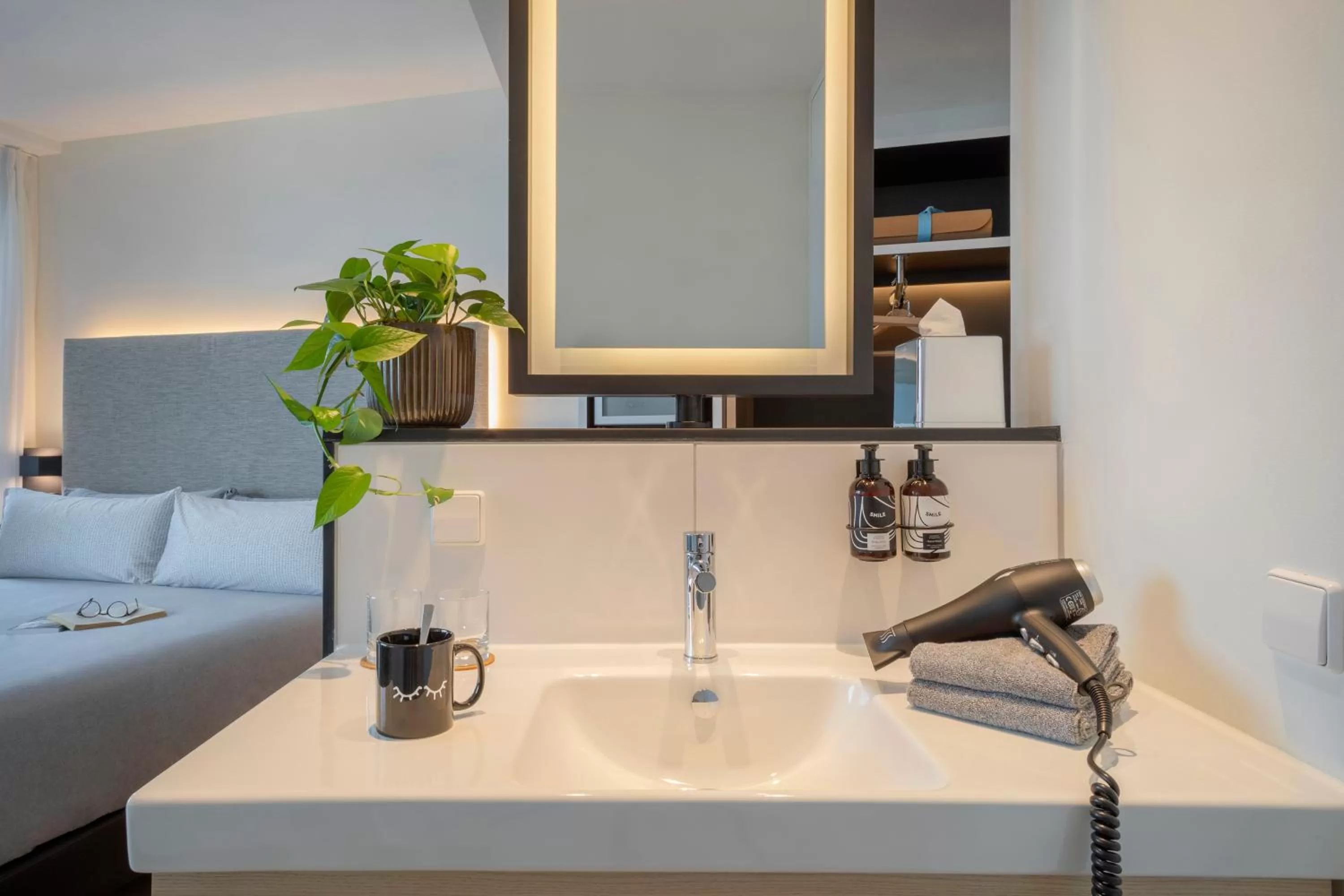 Bathroom in INNSiDE by Meliá Amsterdam