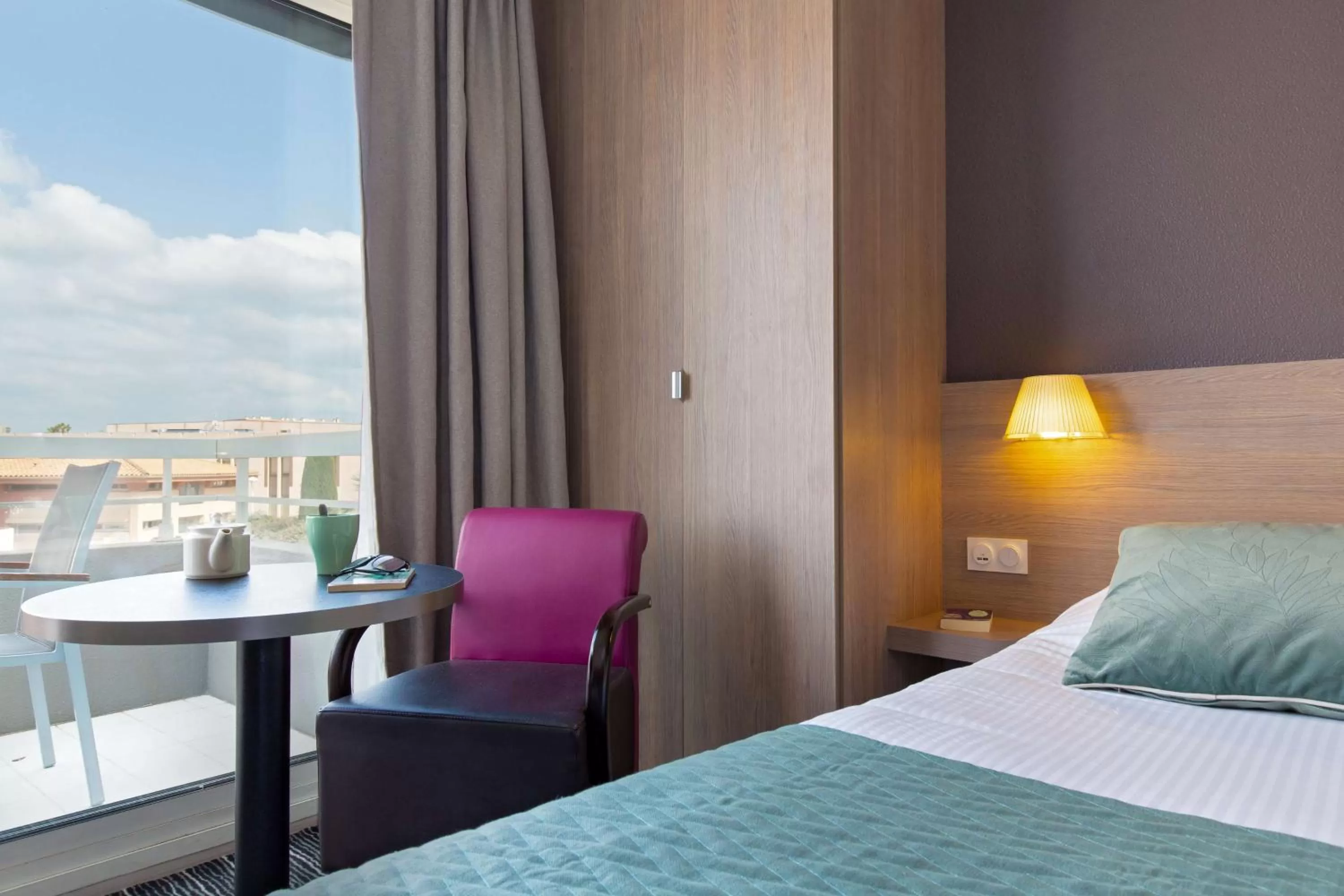 Photo of the whole room, Bed in Best Western Plus La Marina