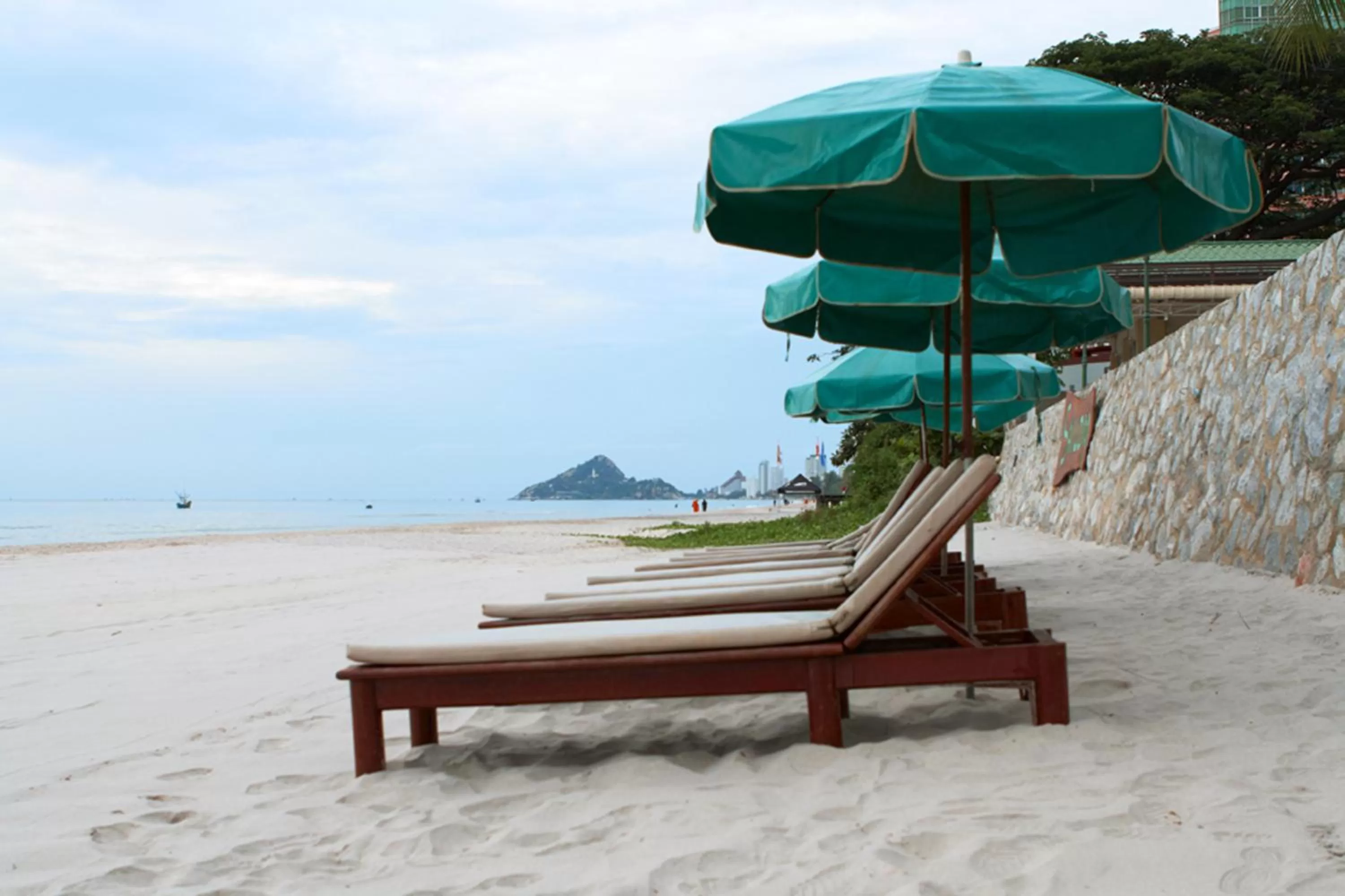 Beach in Sailom Hotel Hua Hin - SHA Extra Plus