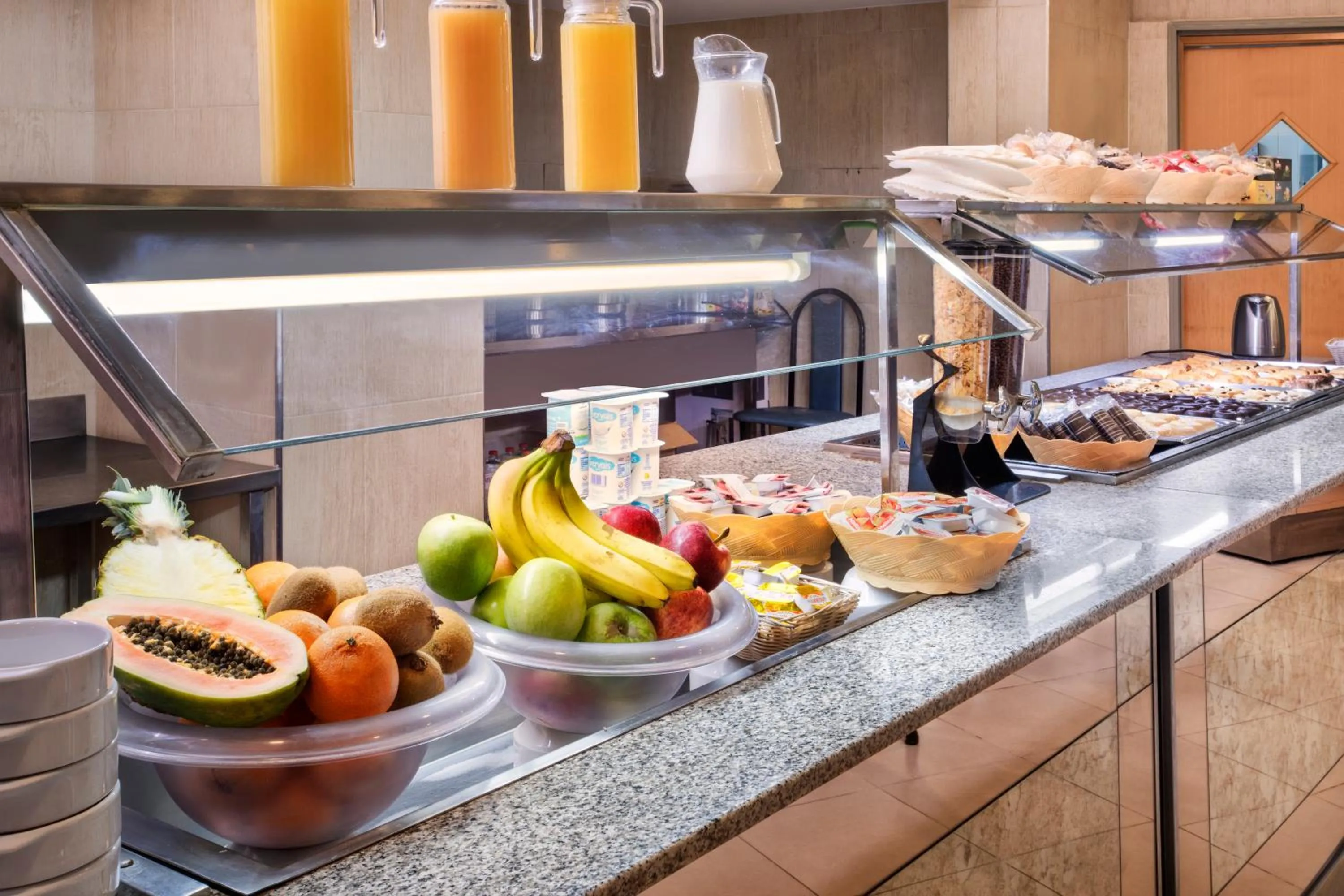 Breakfast in Hotel Andalucía