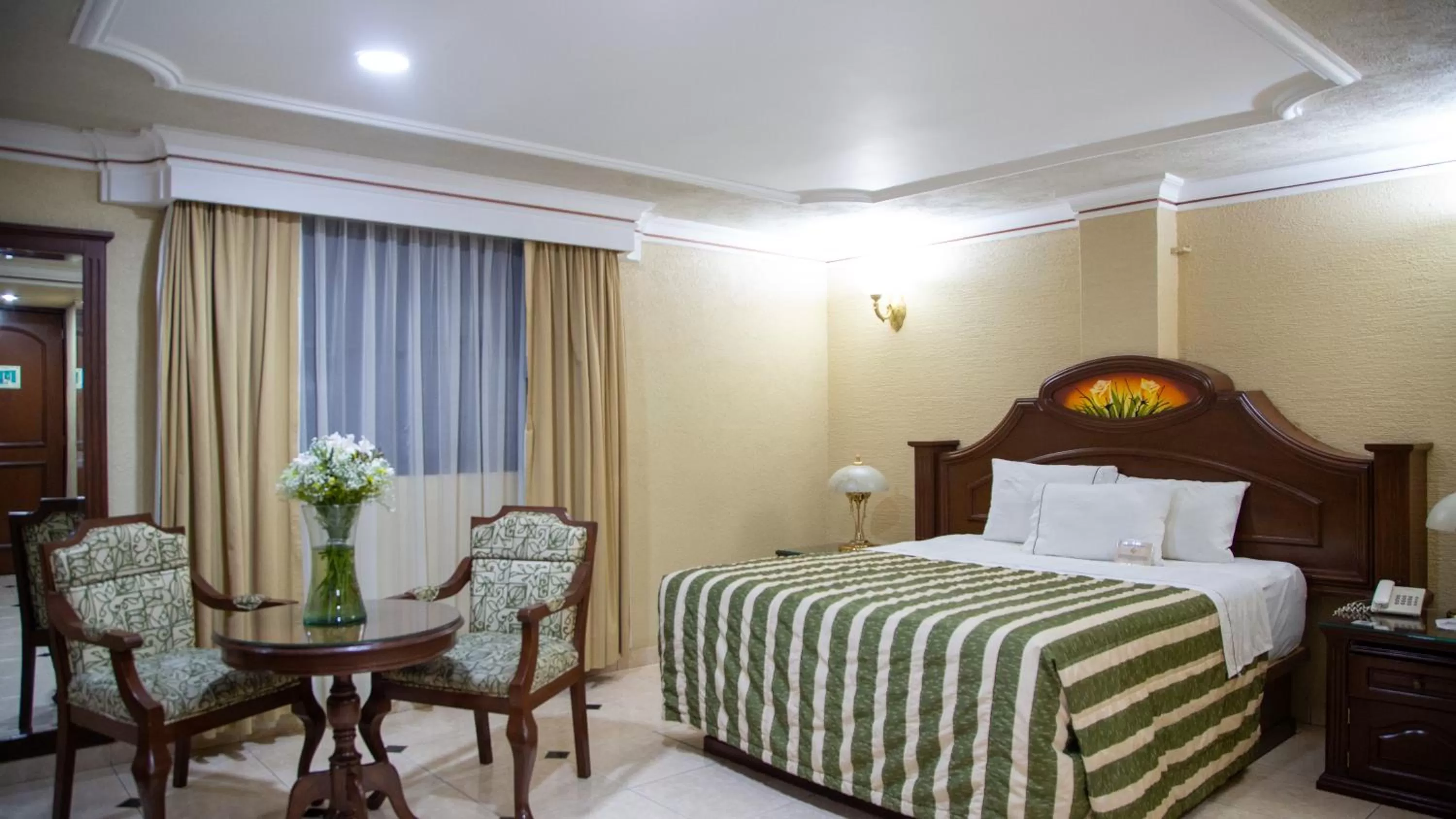 Decorative detail, Bed in Hotel Casino Plaza