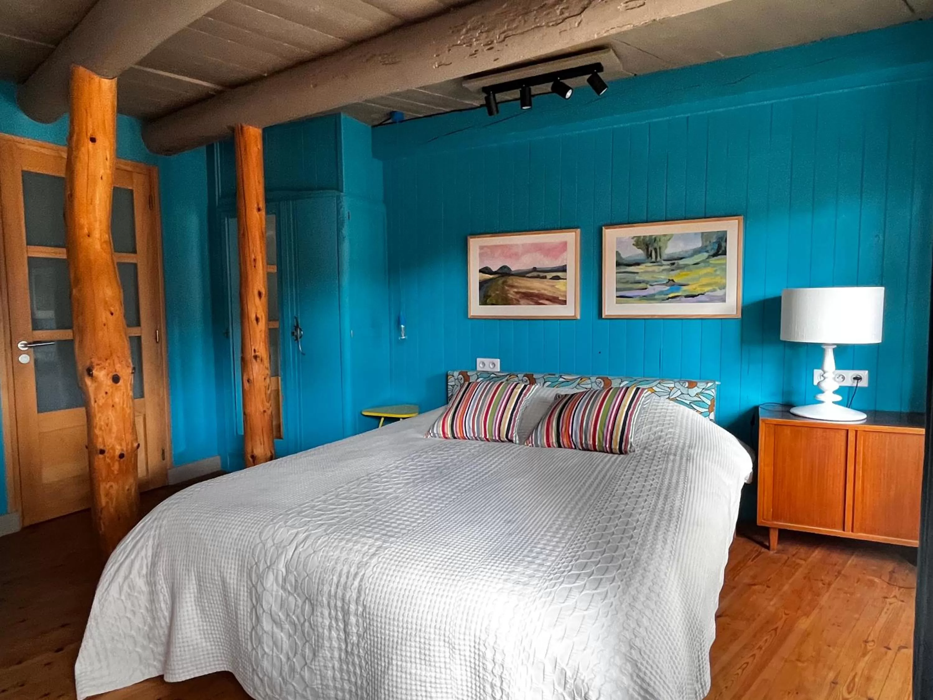 Bed in Art et Création