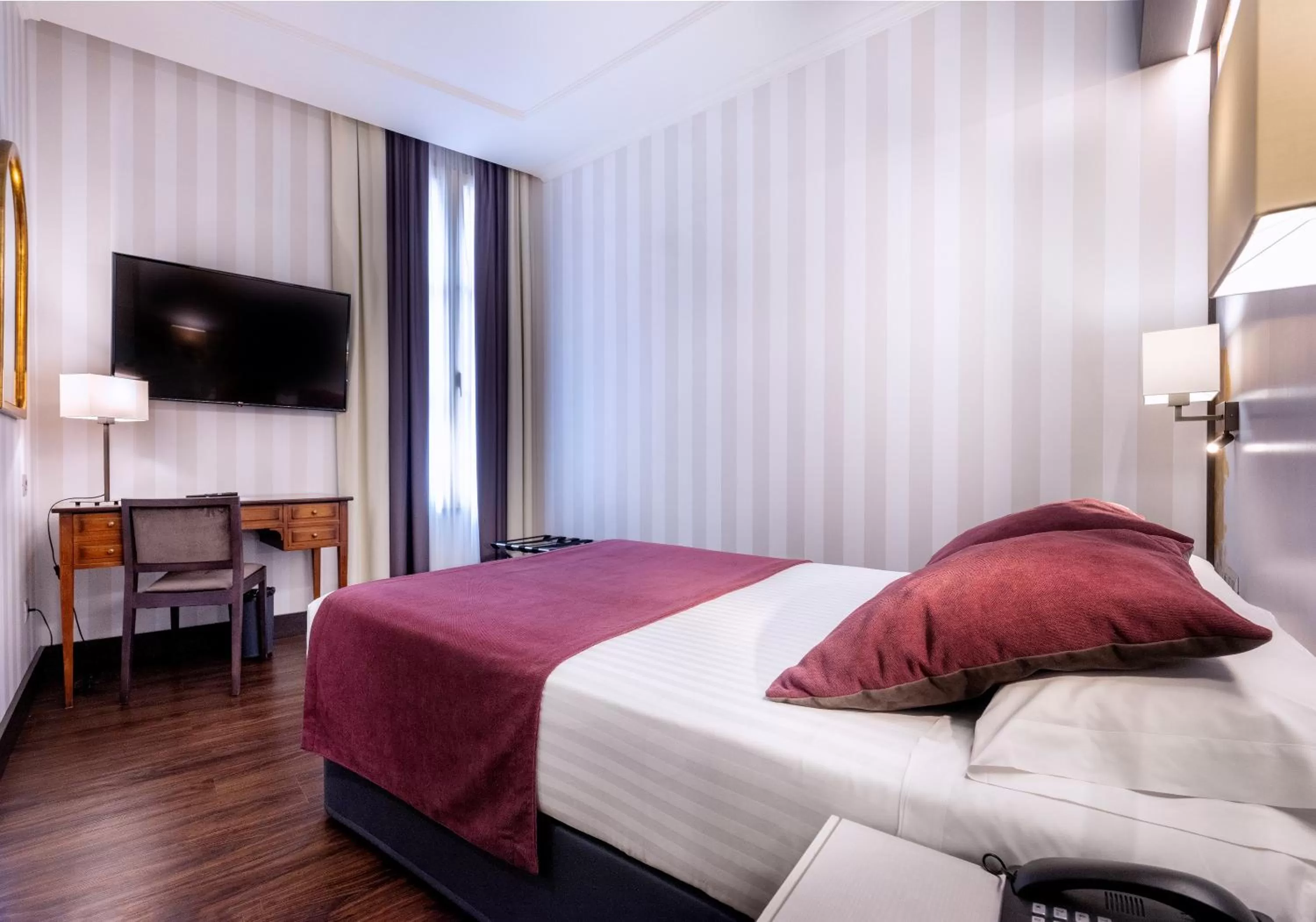 Bed in Intelier Palacio San Martin