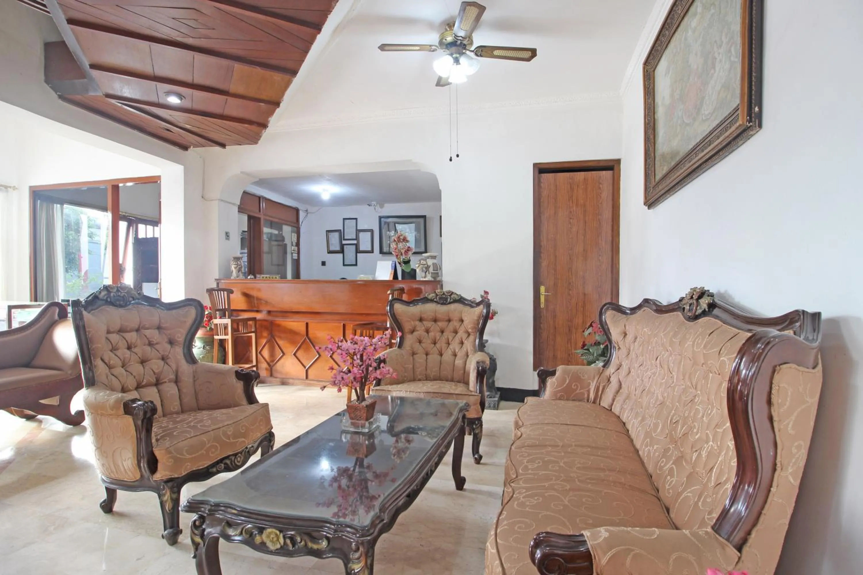 Lobby or reception in RedDoorz Plus @ Taman Siswa 3