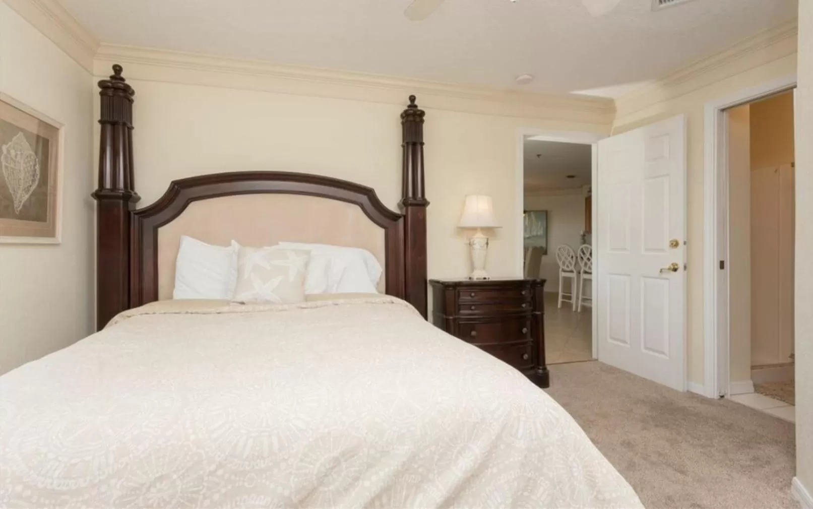 Bed in Ocean Gate at Hibiscus Resort