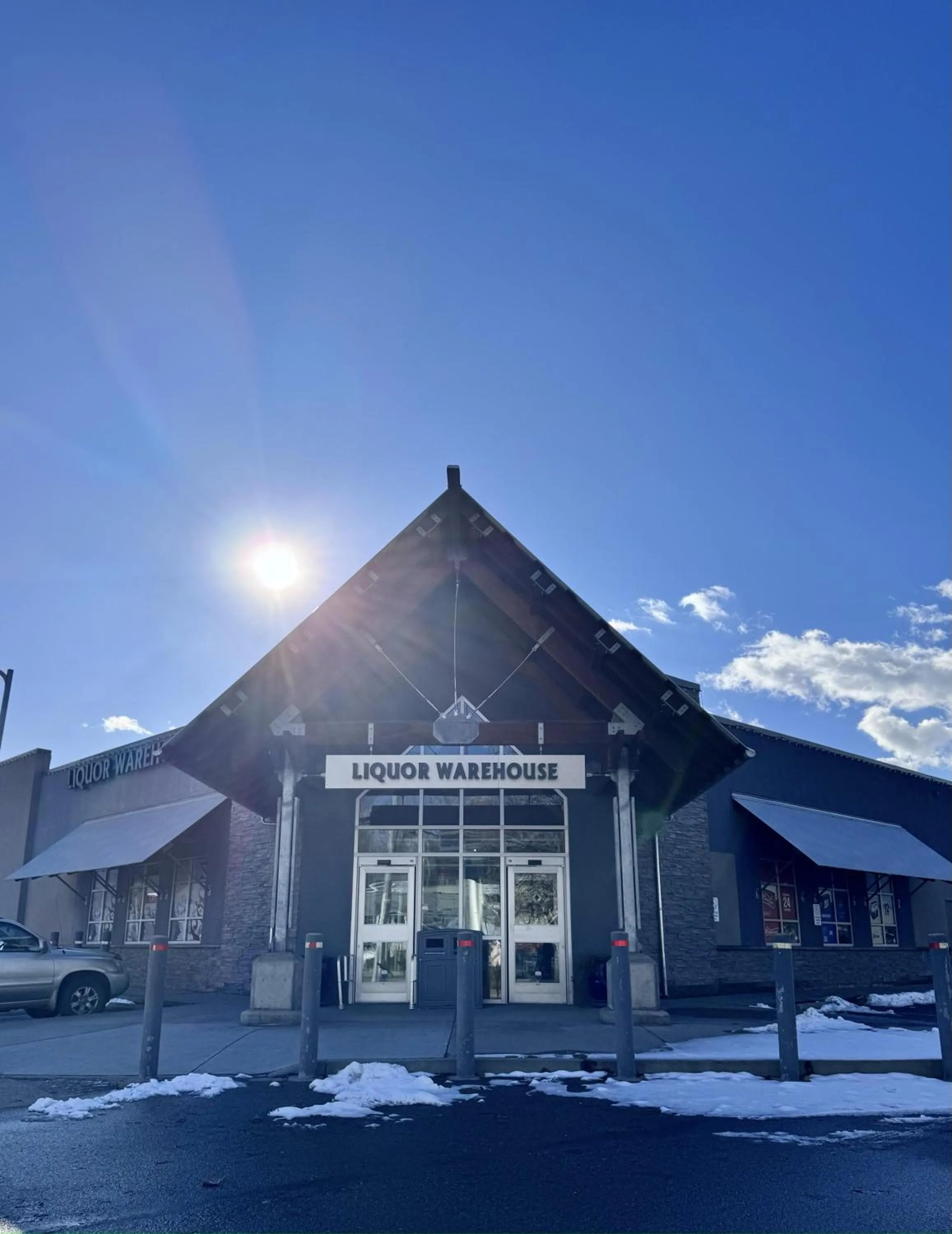 On-site shops in Divya Sutra Plaza and Conference Centre, Vernon, BC