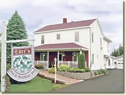 Facade/entrance in Côté's Bed & Breakfast