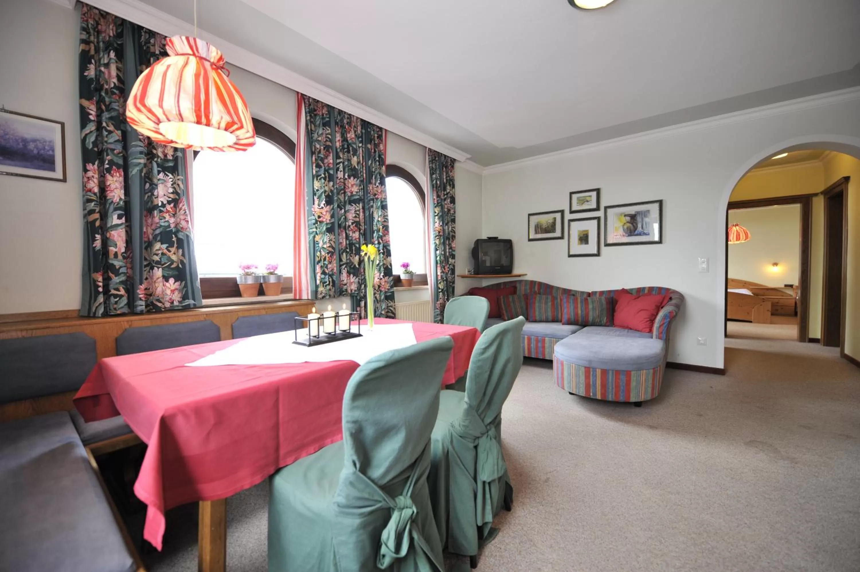 Photo of the whole room in Apparthotel Restaurant Steiners