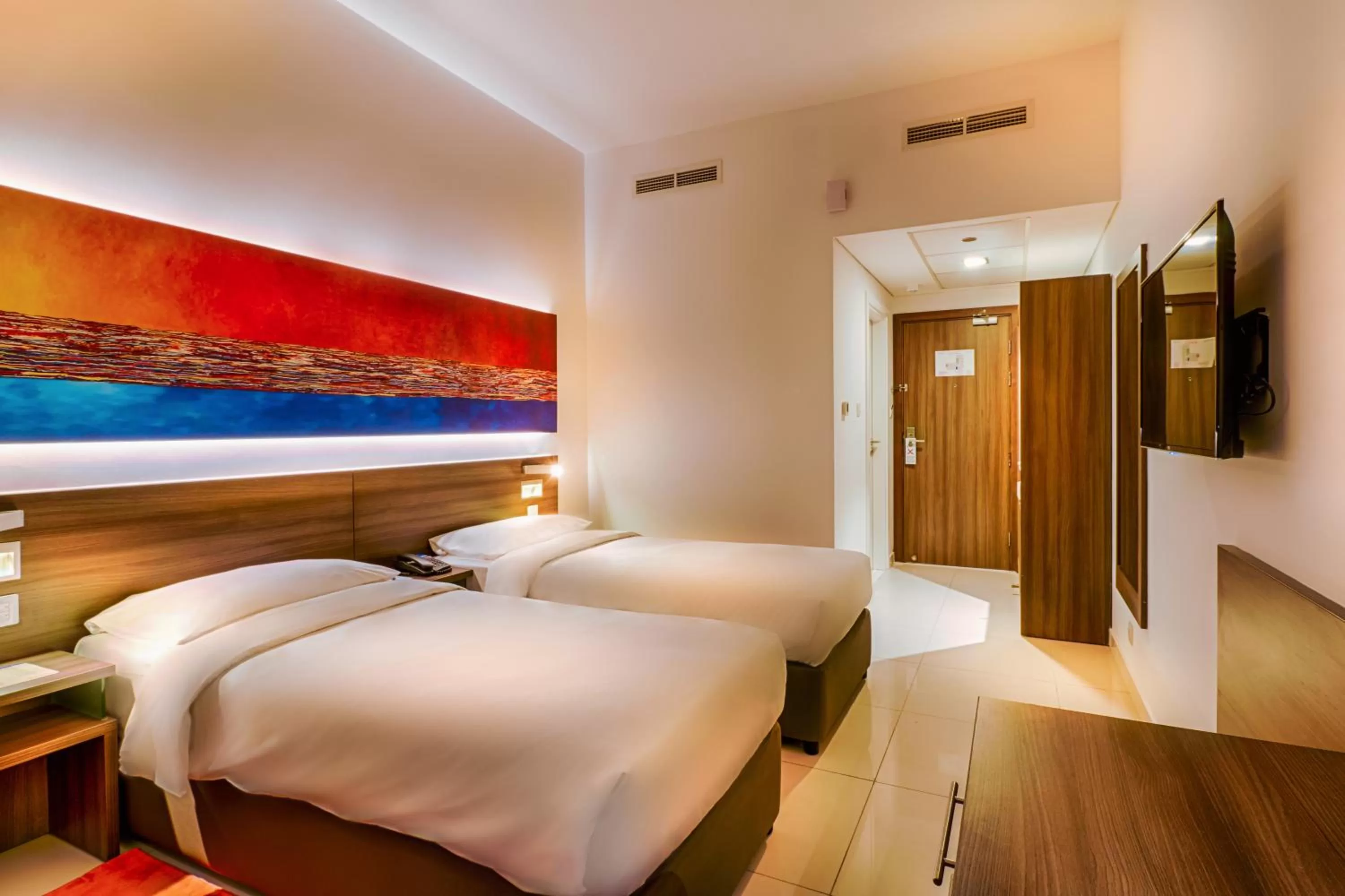 Bedroom, Bed in Citymax Hotel Al Barsha at the Mall