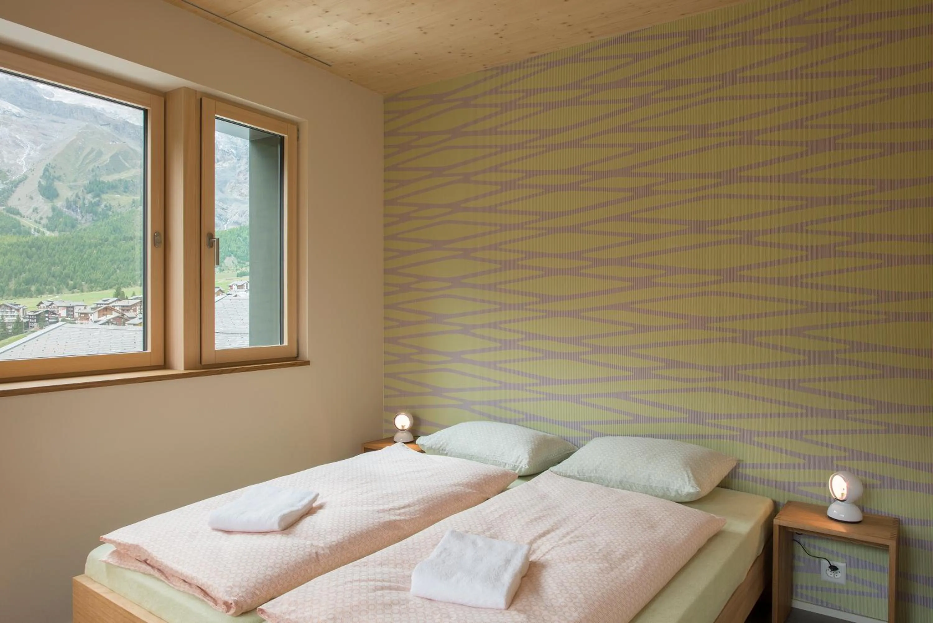 Bed in Saas-Fee wellnesshostel4000