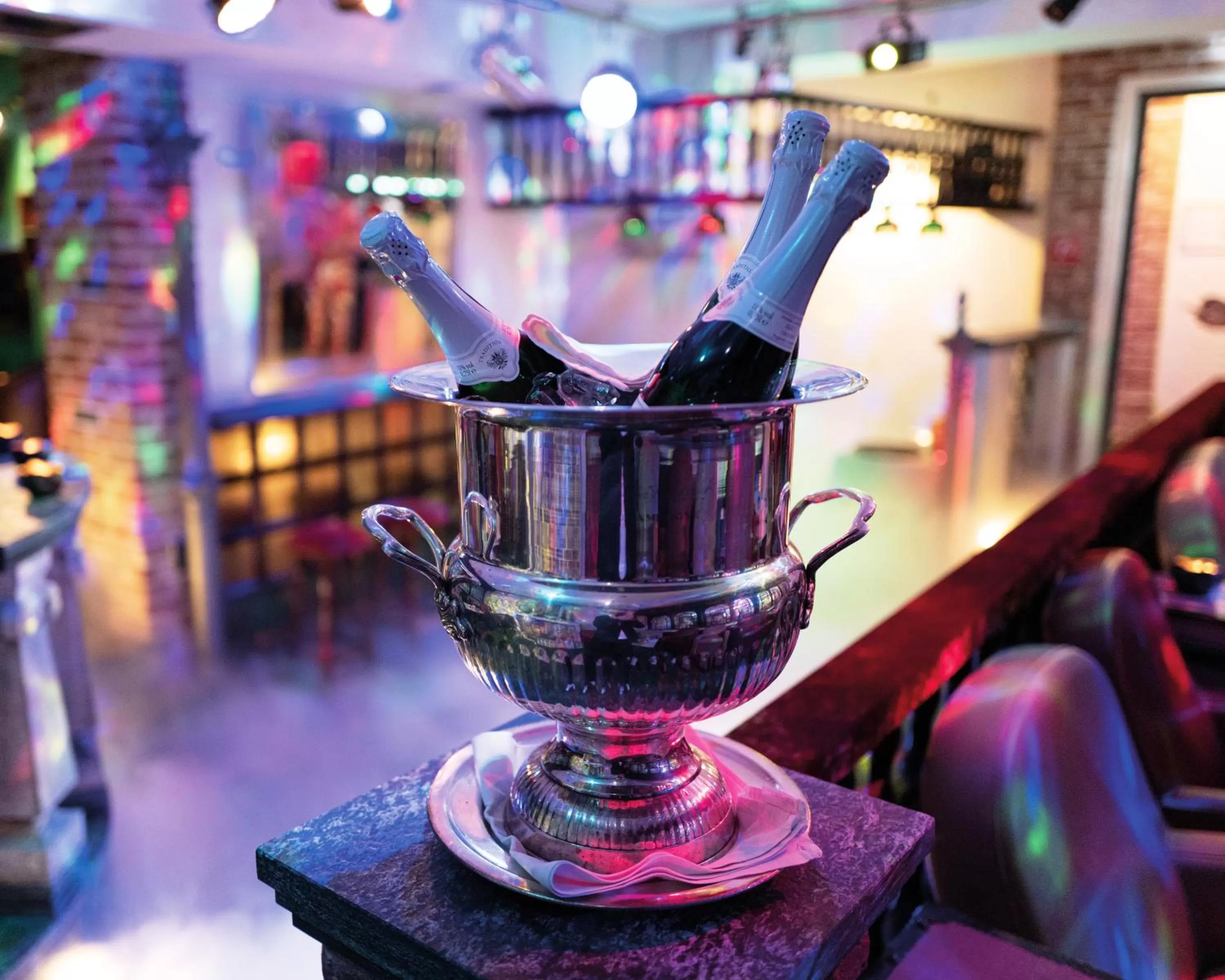 Lounge or bar in Ringhotel Alpenhof - Patchworkhotel