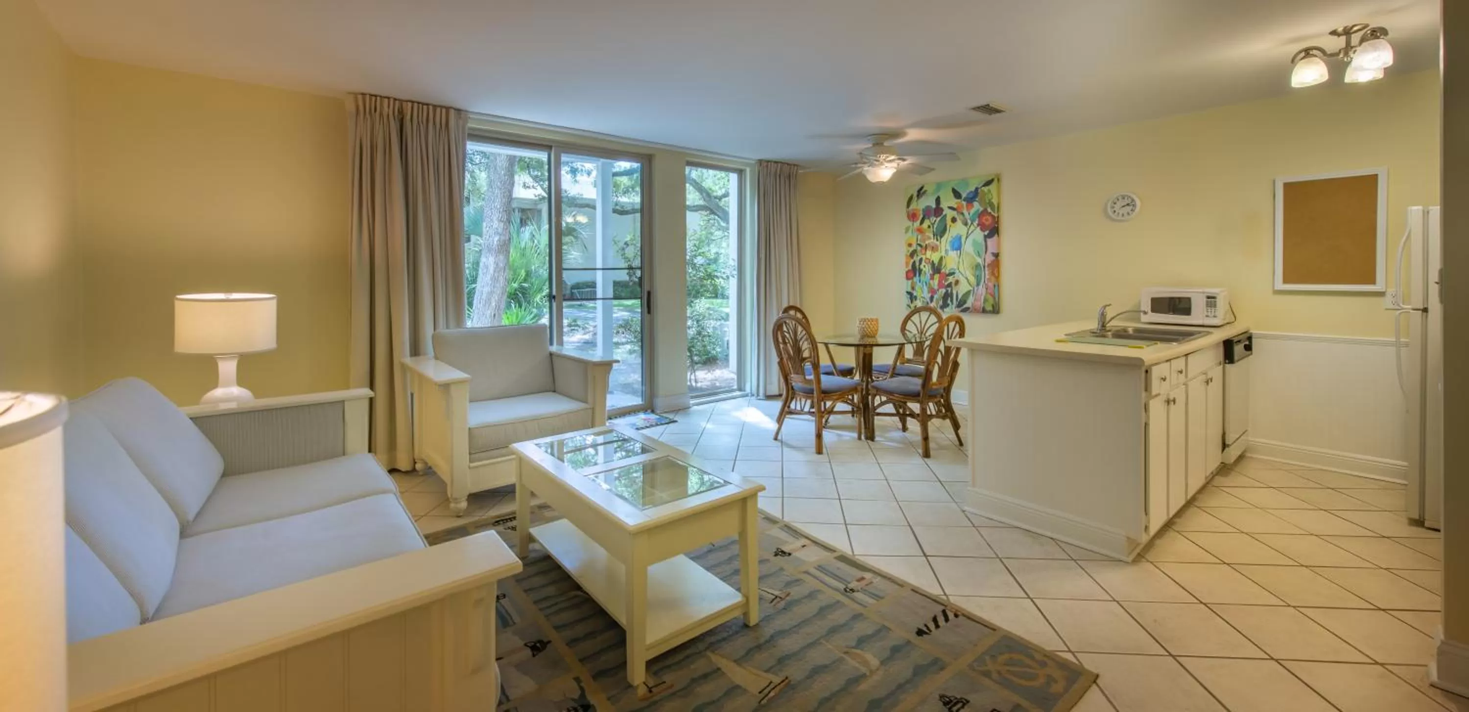 Kitchen or kitchenette in Villas by the Sea Resort & Conference Center