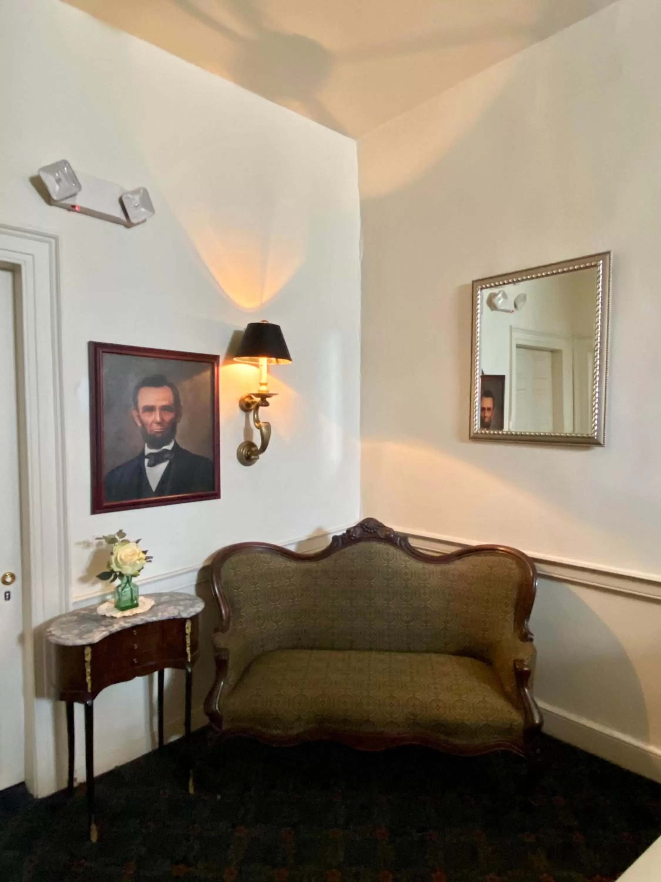 Seating area in The Inn at Lincoln Square