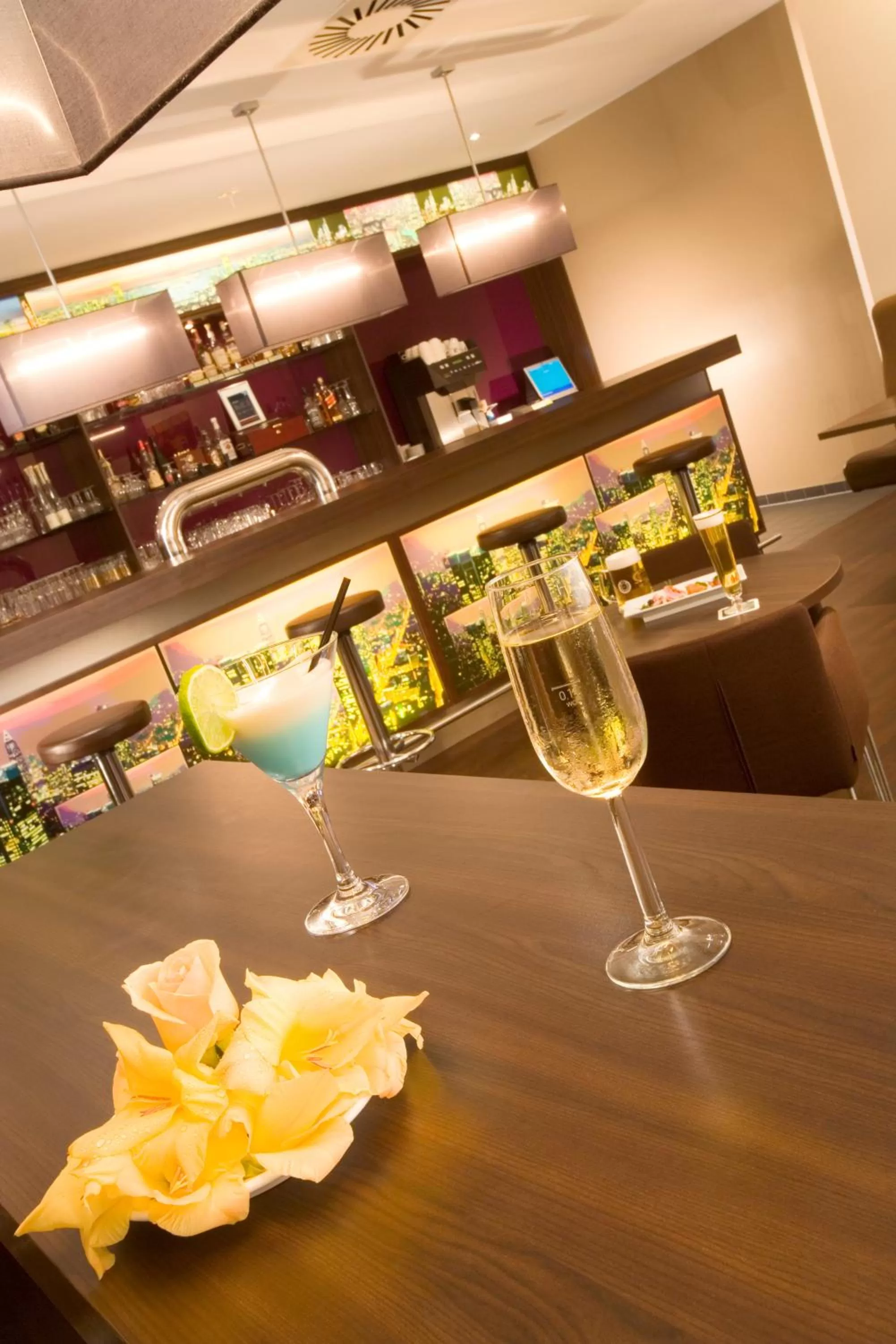 Lounge or bar in Mercure Hotel Frankfurt Eschborn Ost