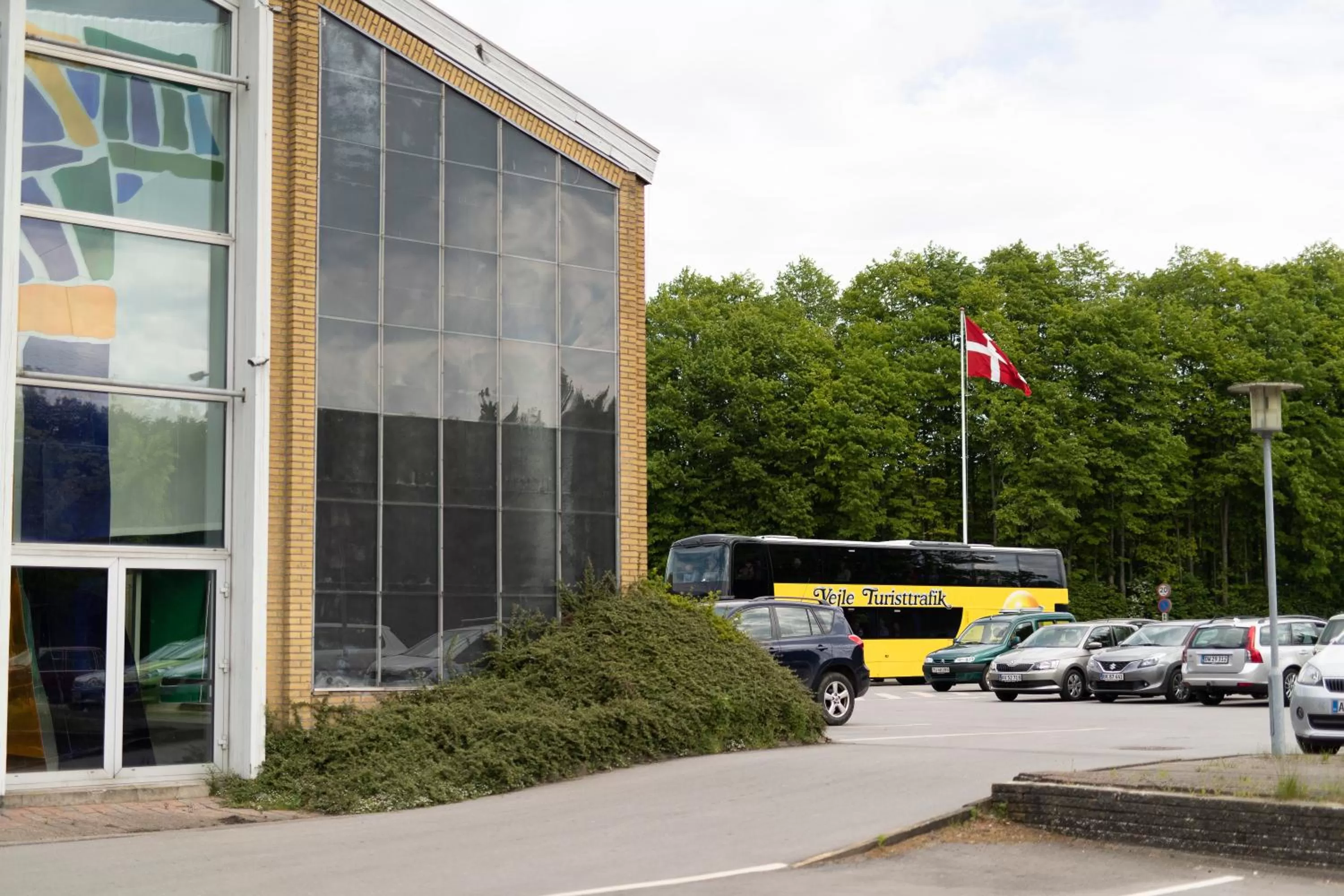 group of guests, Property Building in Hotel Nordborg Sø