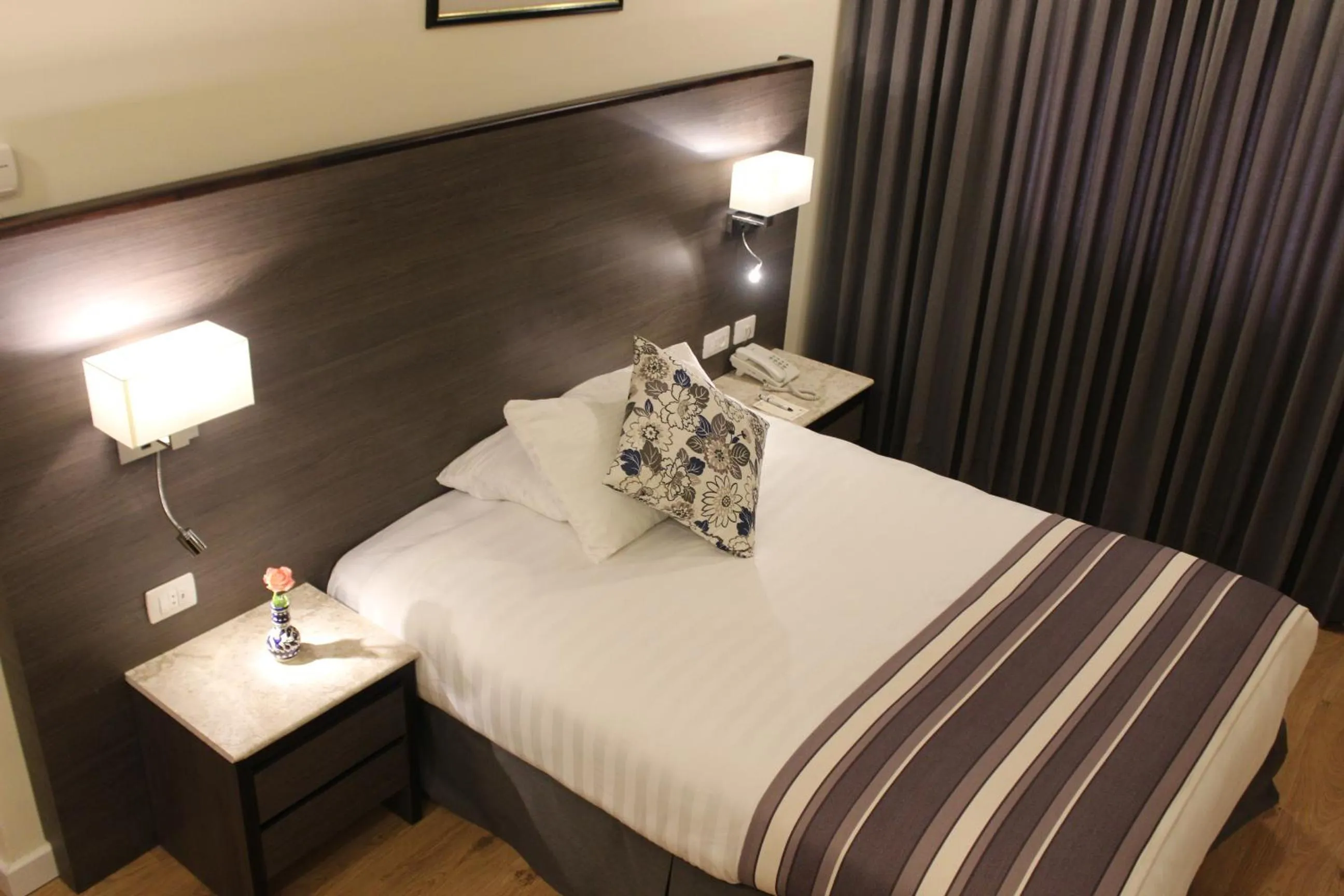 Bedroom, Bed in Ambassador Hotel