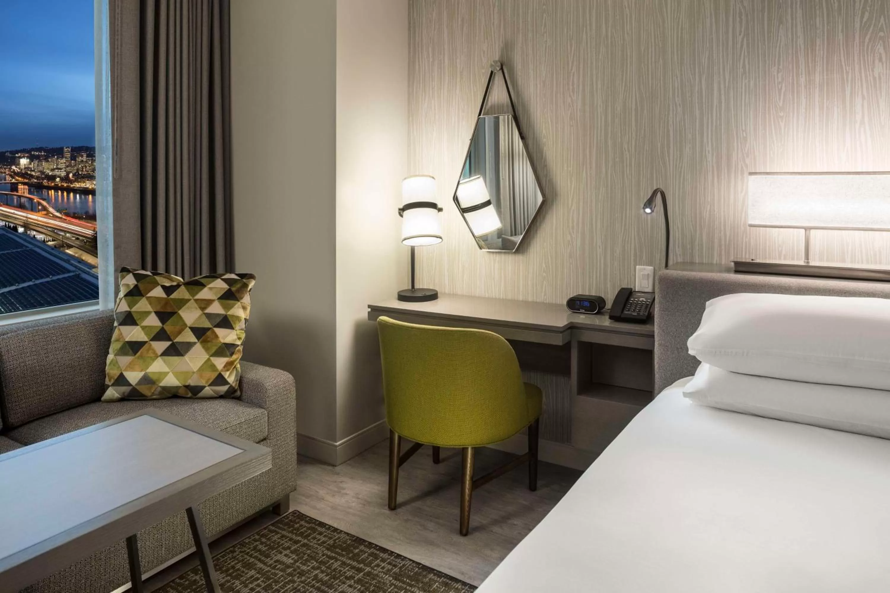 Bedroom, Bed in Hyatt Regency Portland at the Oregon Convention Center