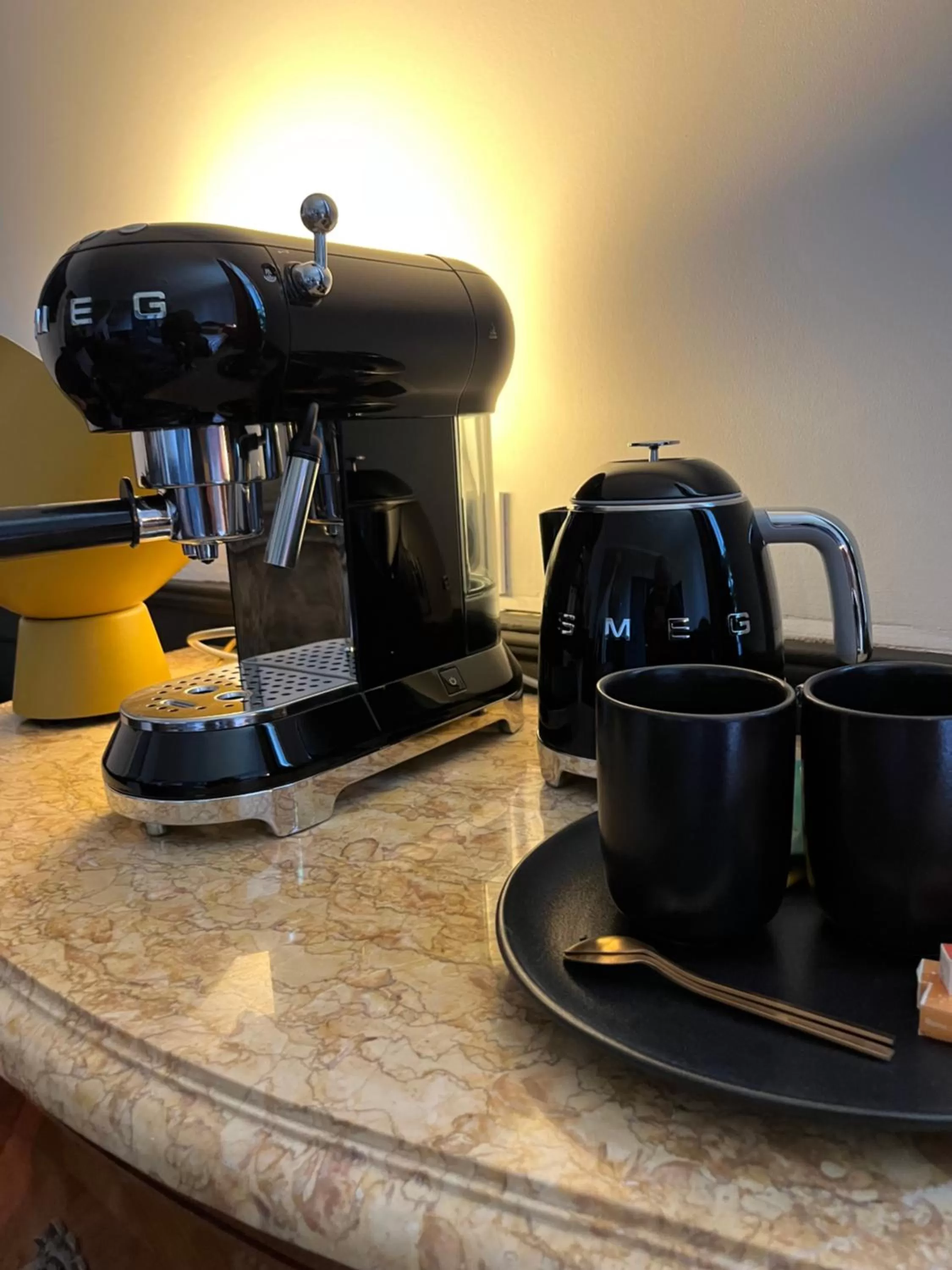 Coffee/tea facilities in la_grande_guerais