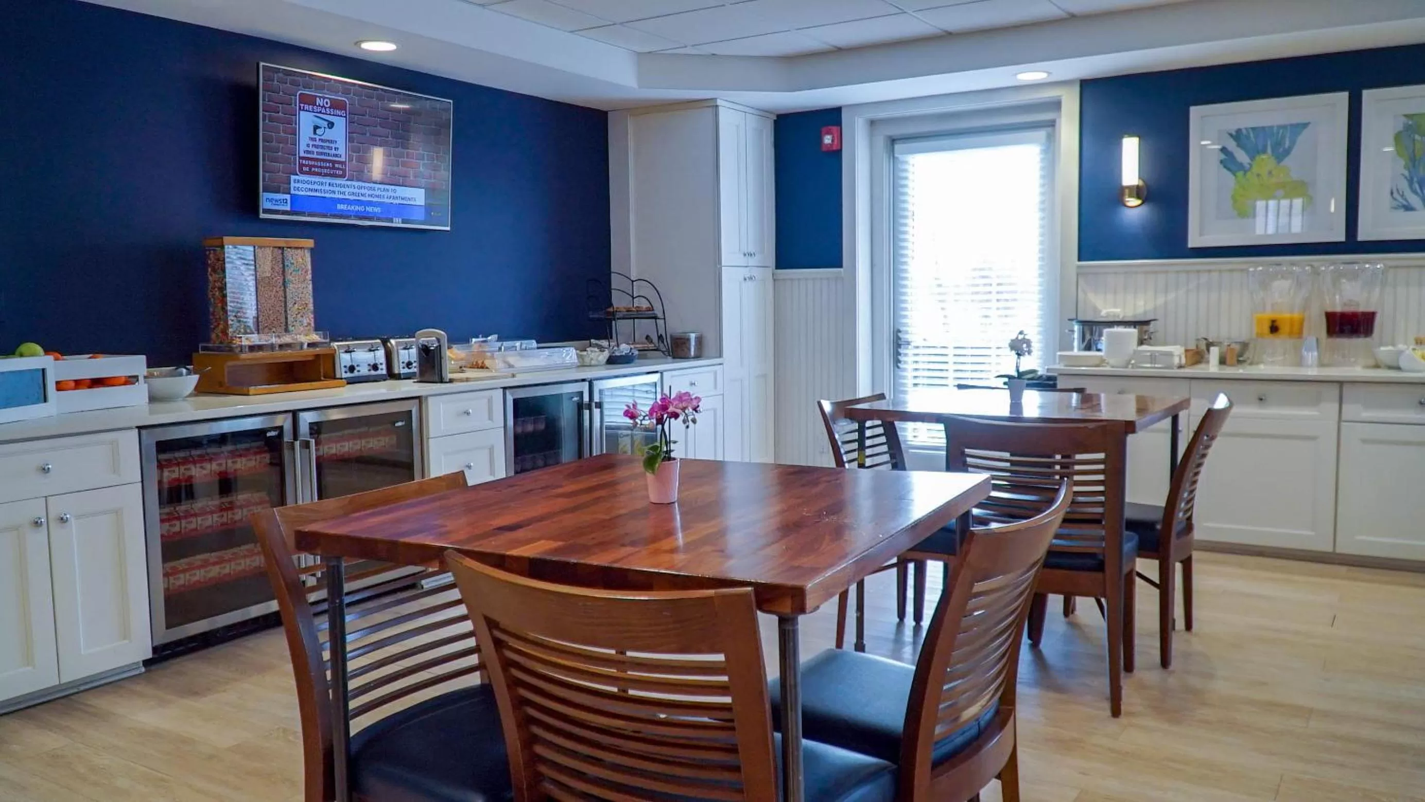 Continental breakfast in Circle Hotel Fairfield