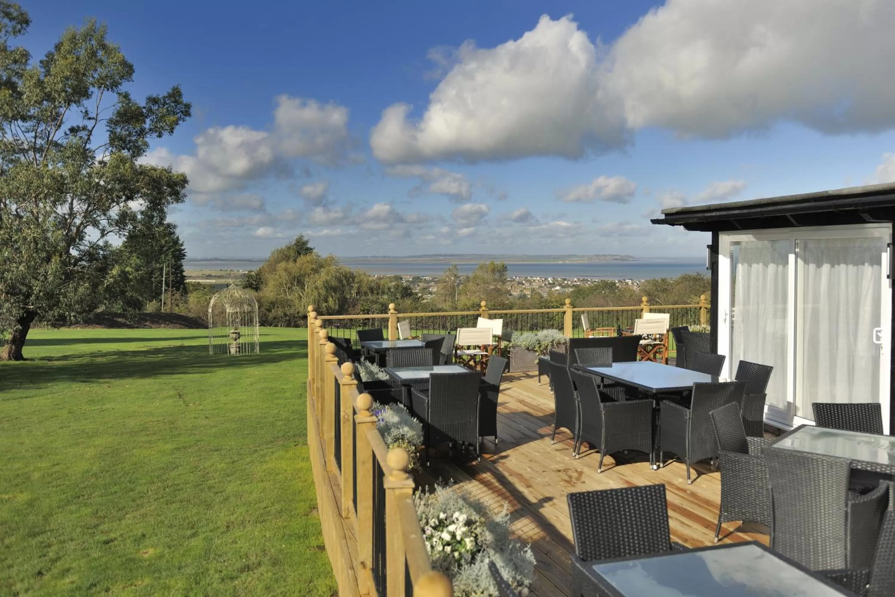 Balcony/Terrace in The Crescent Turner Hotel