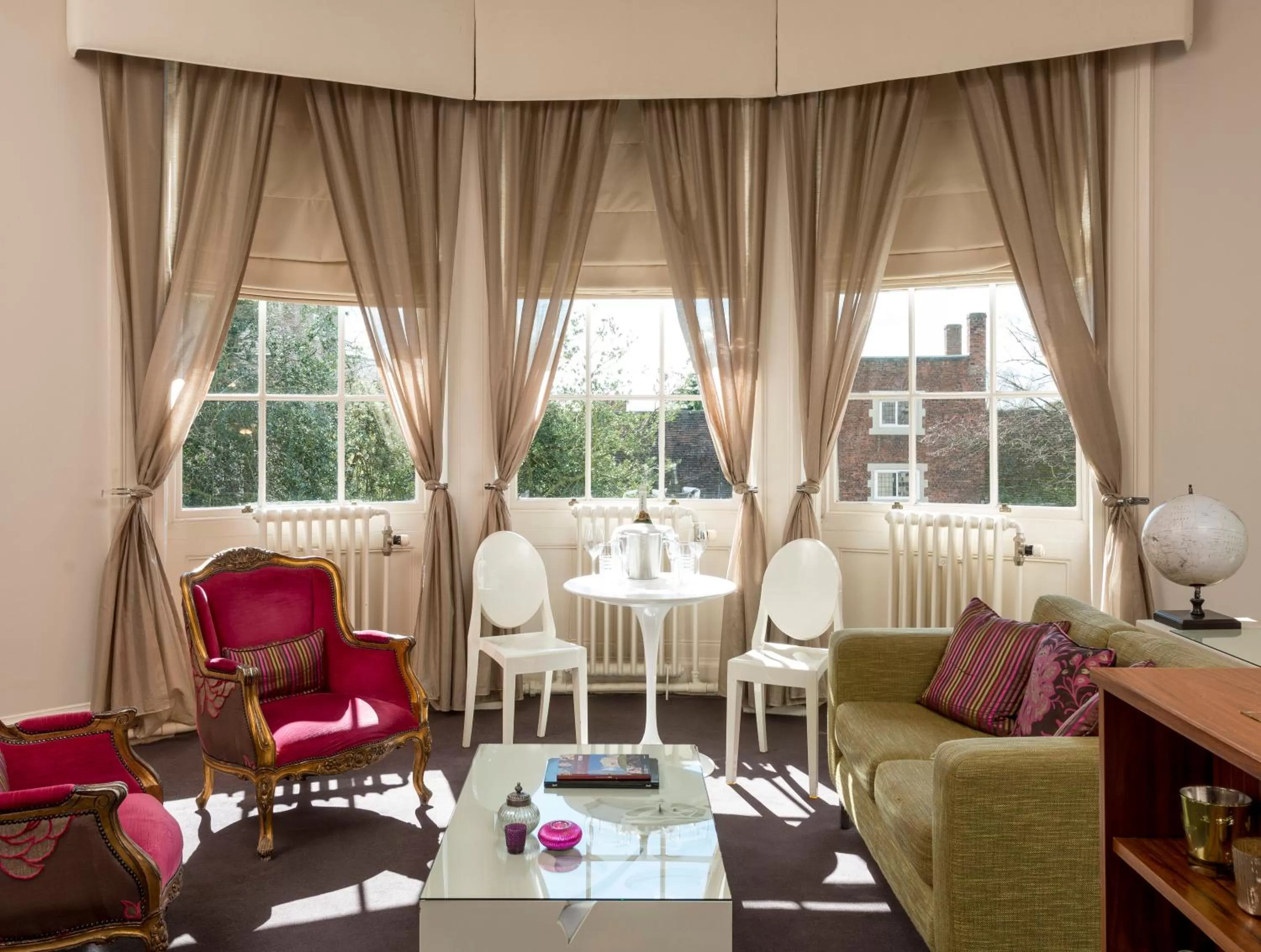 Bridal Suite in The Churchill Hotel