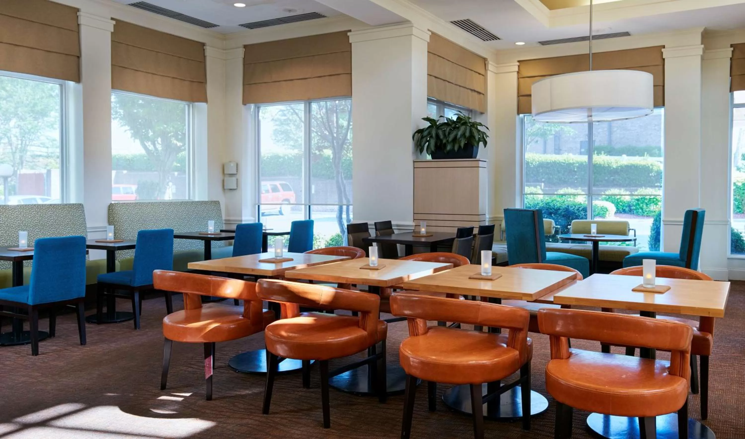 Restaurant/places to eat in Hilton Garden Inn Charlotte North
