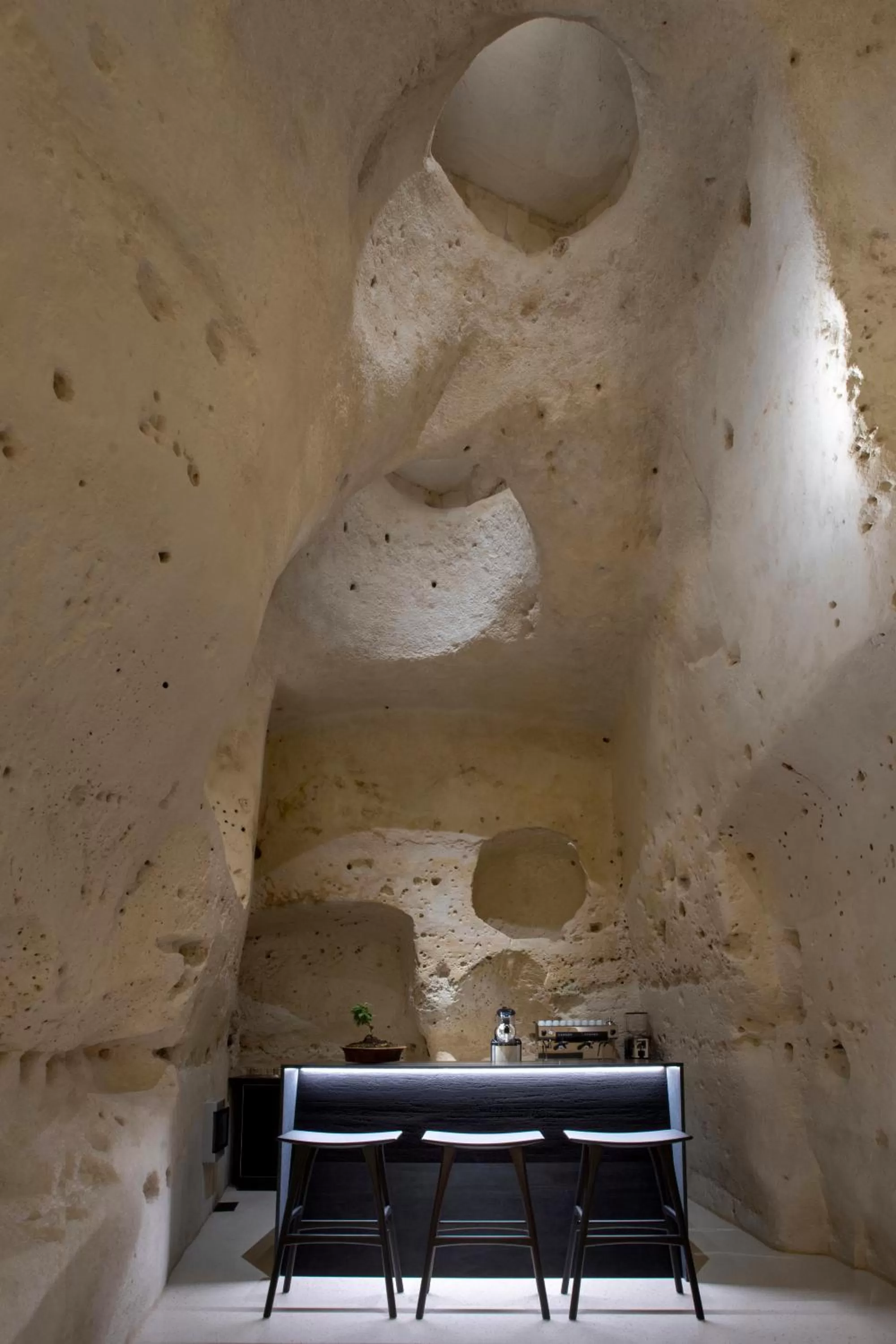 Lounge or bar in PIANELLE RESORT