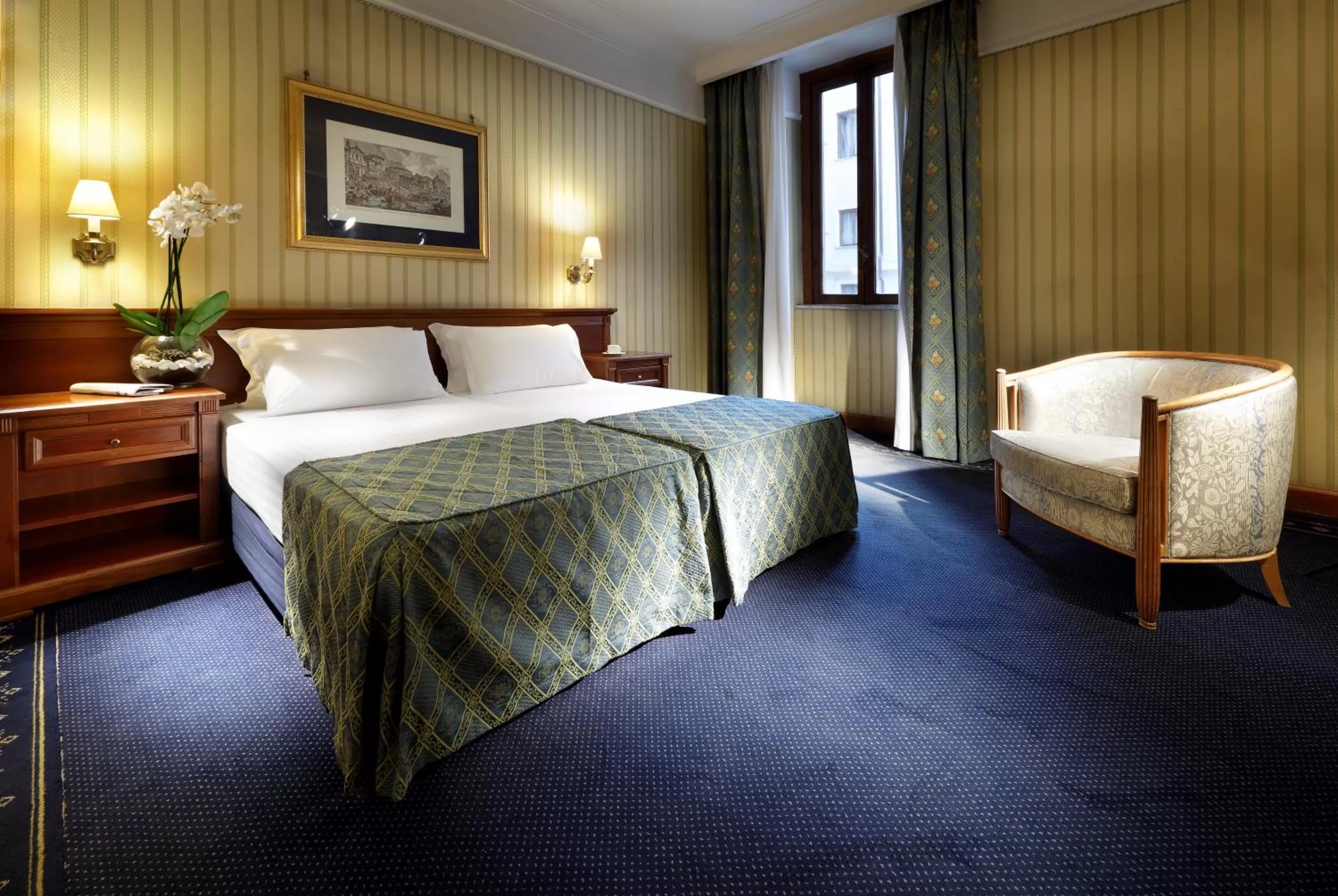 Bed in Exe International Palace