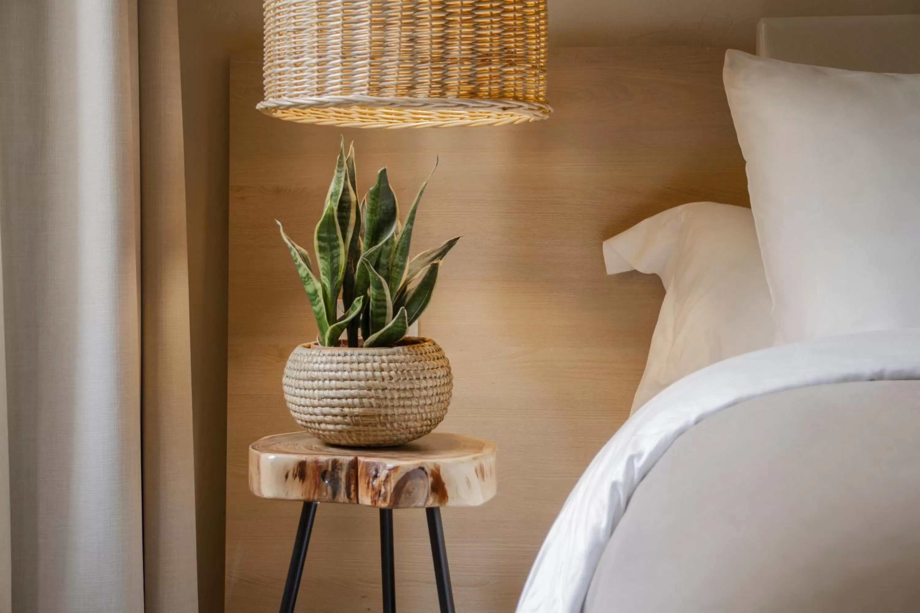 Decorative detail, Bed in room Select Via Veneto