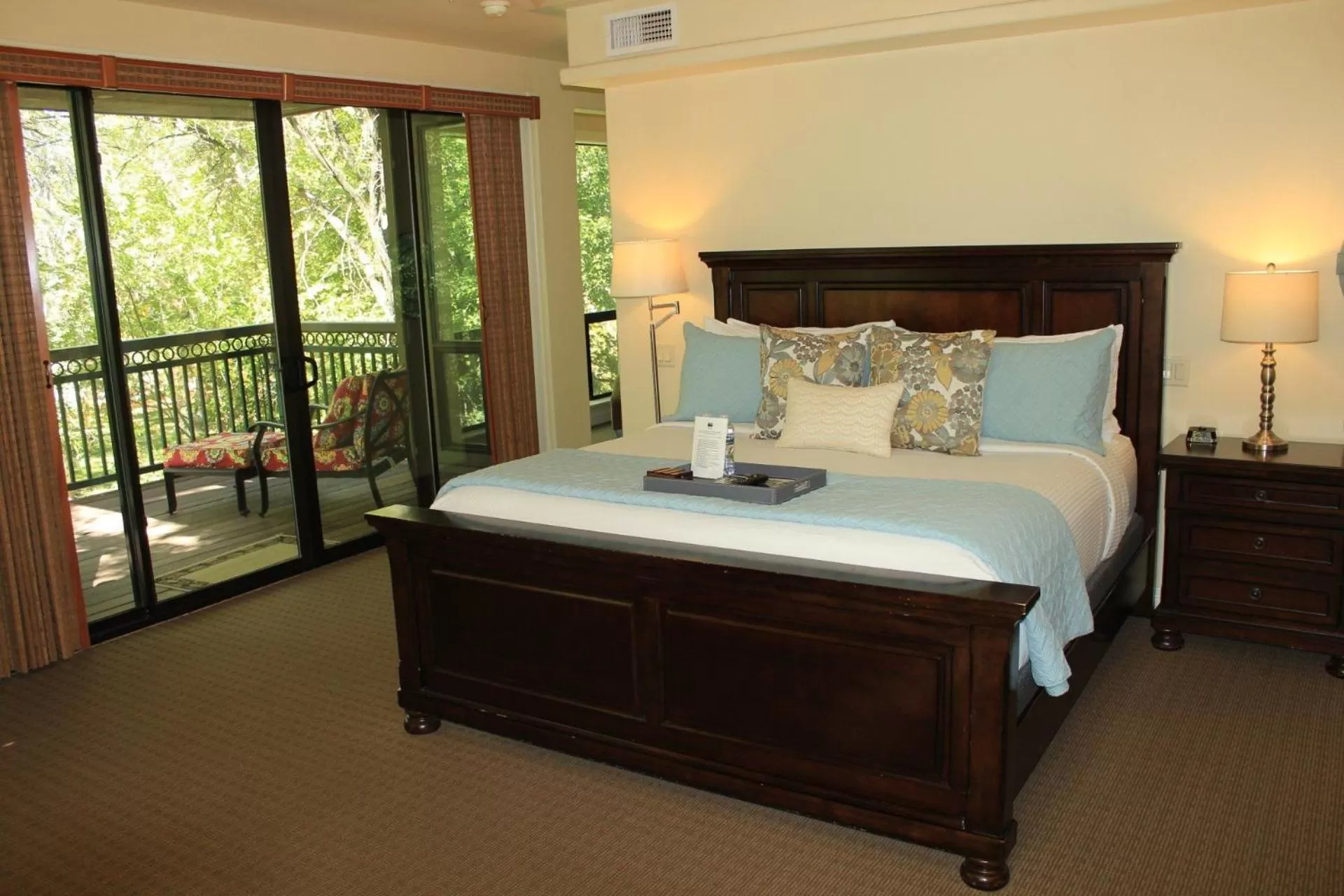 Bed in Inn Above Oak Creek Sedona