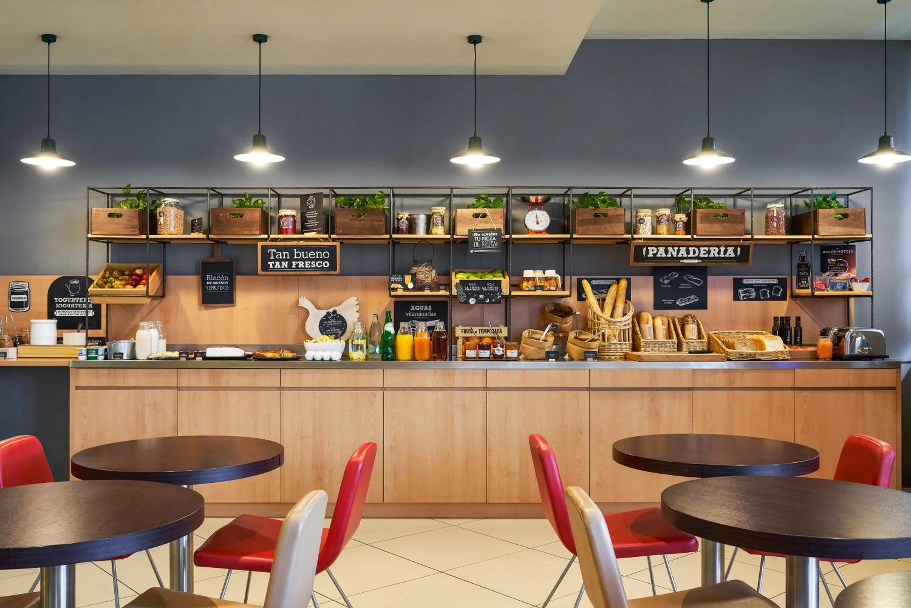 Buffet breakfast in Ibis Barcelona Meridiana