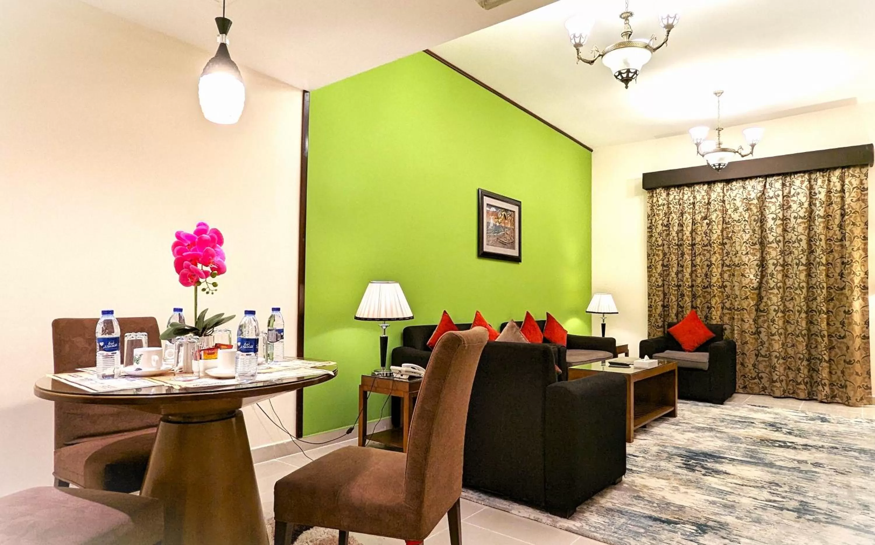 Living room in City Tower Hotel