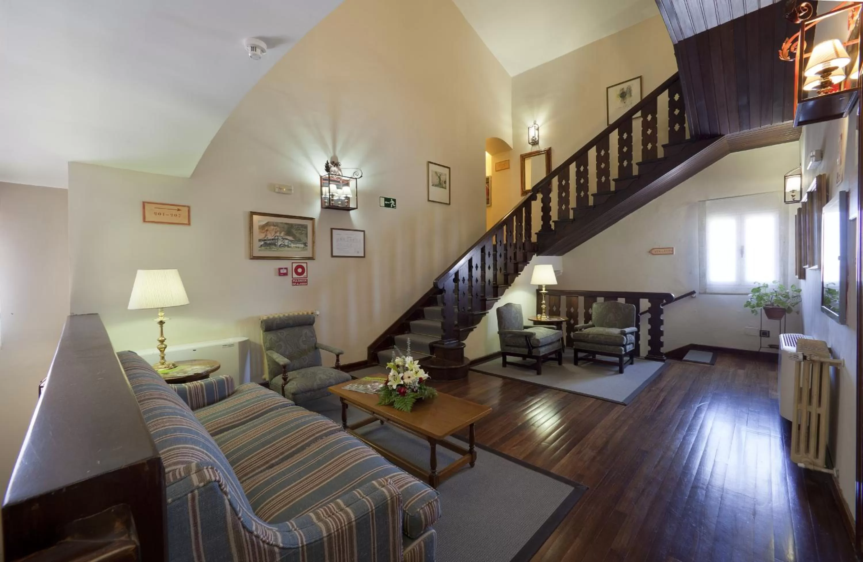 Lounge or bar in Parador de Las Cañadas del Teide