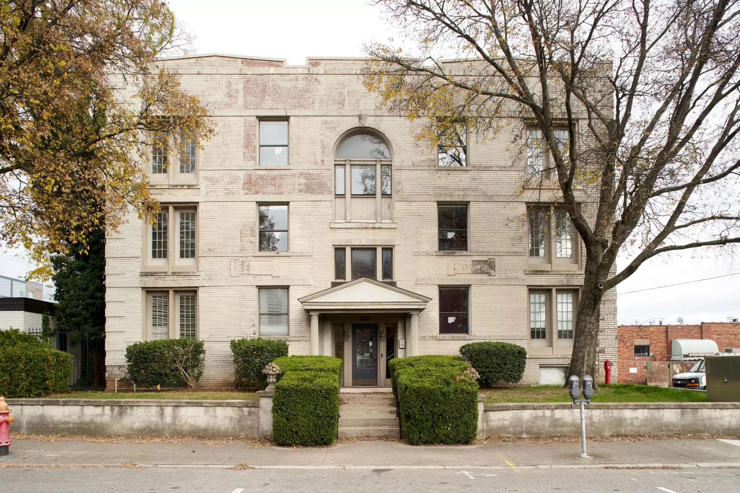Property Building in Sonder at Euclid Court