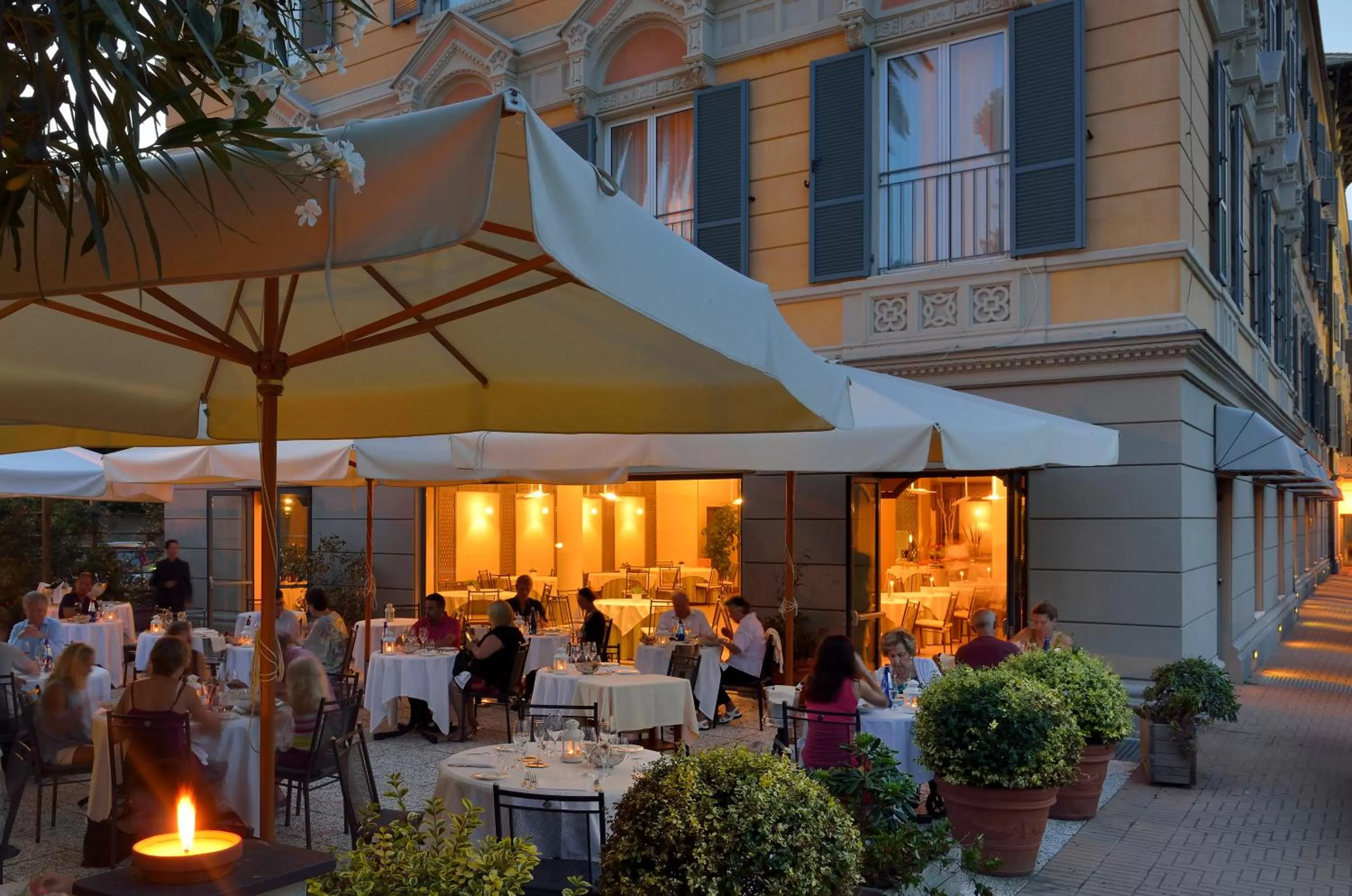 Restaurant/places to eat in Grand Hotel Arenzano