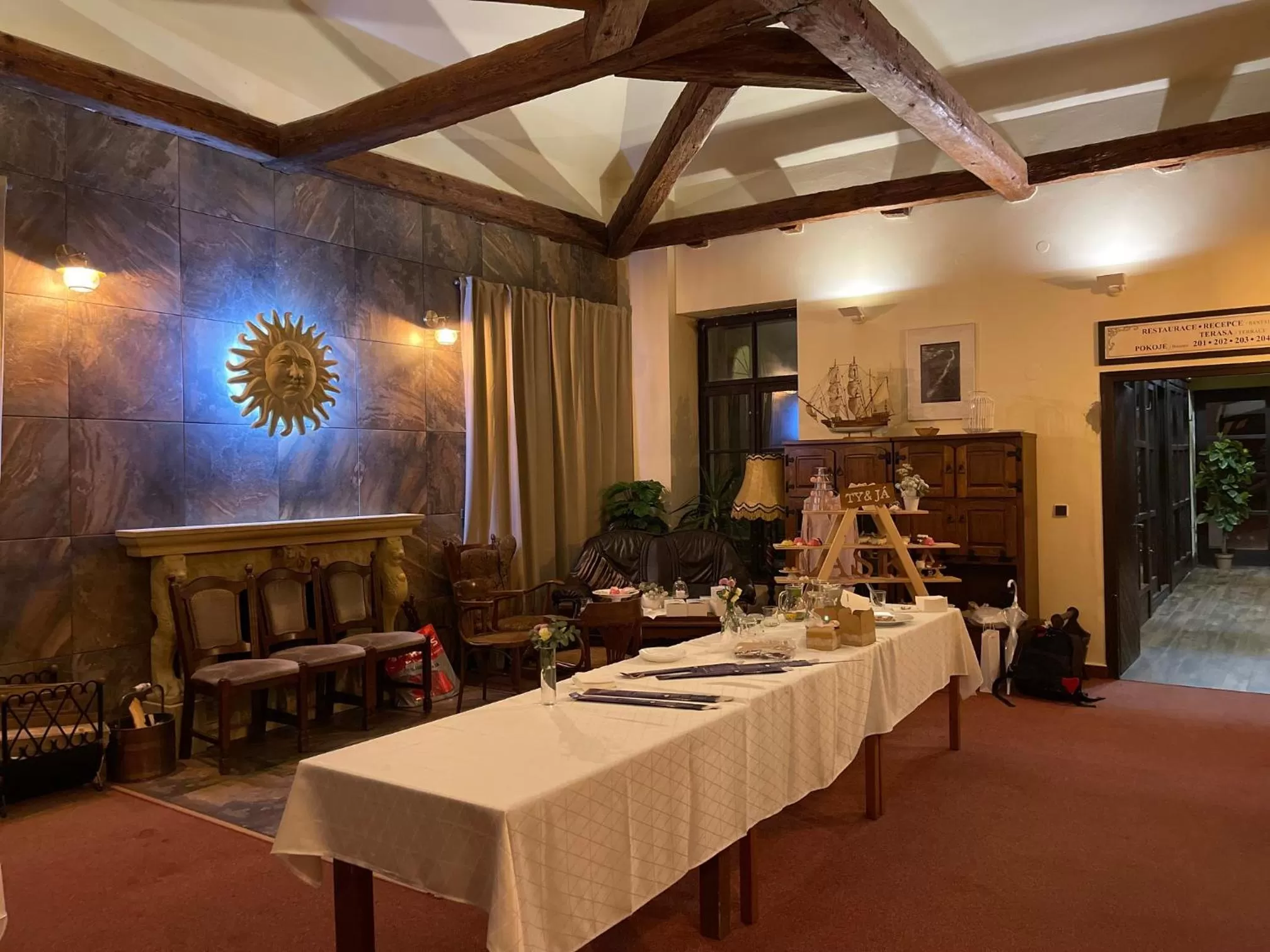 Restaurant/Places to Eat in Hotel Veveří