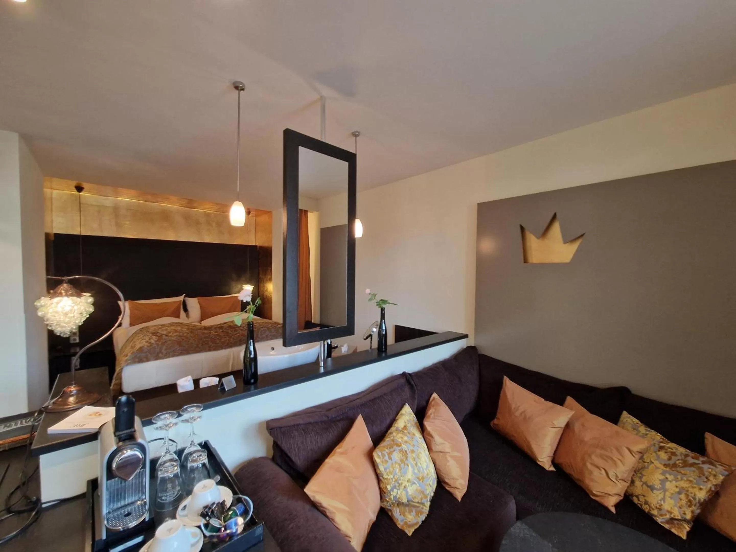 Bed, Seating Area in Laurentius Boutique-Hotel & Restaurant