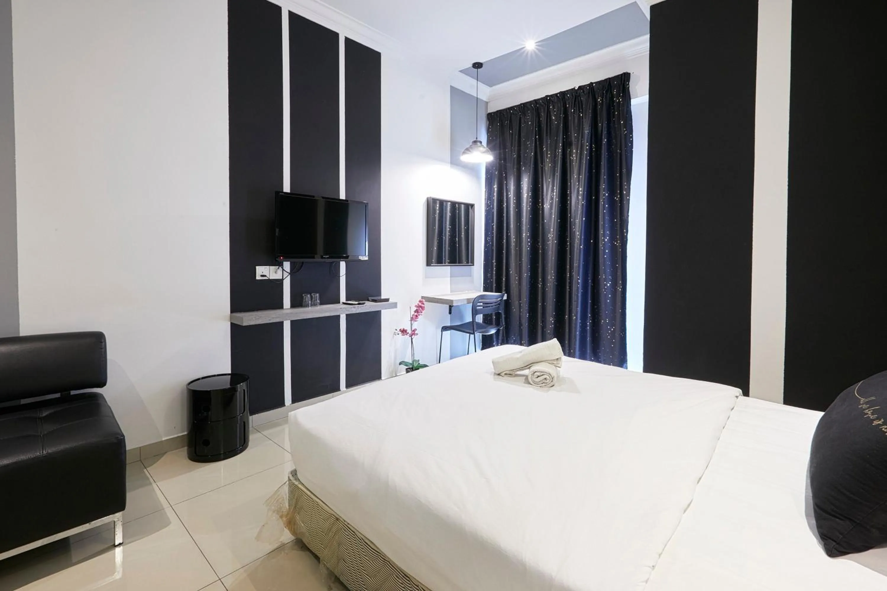 Bedroom in D'New 1 Hotel Near Sunway Pyramid, 6 Min Only