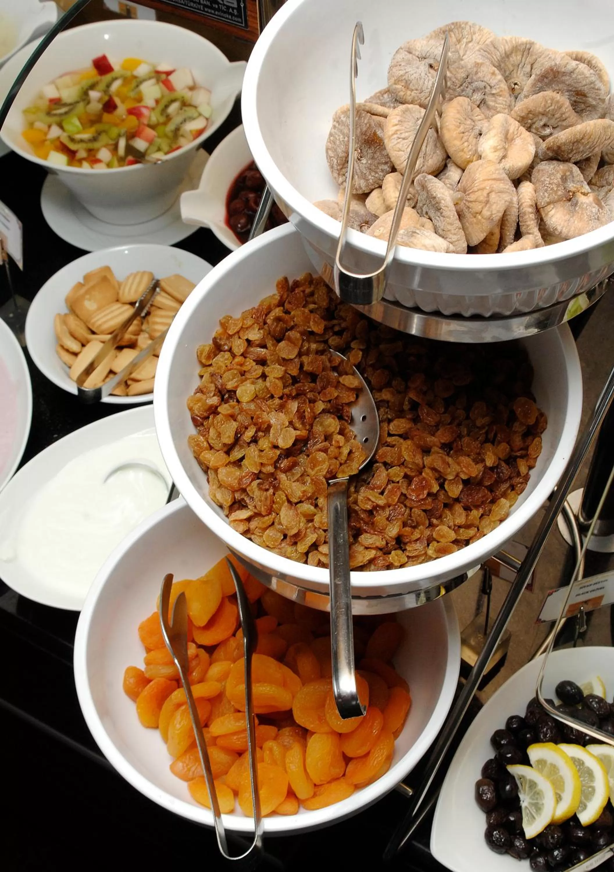 Food in Taxim Hill Hotel