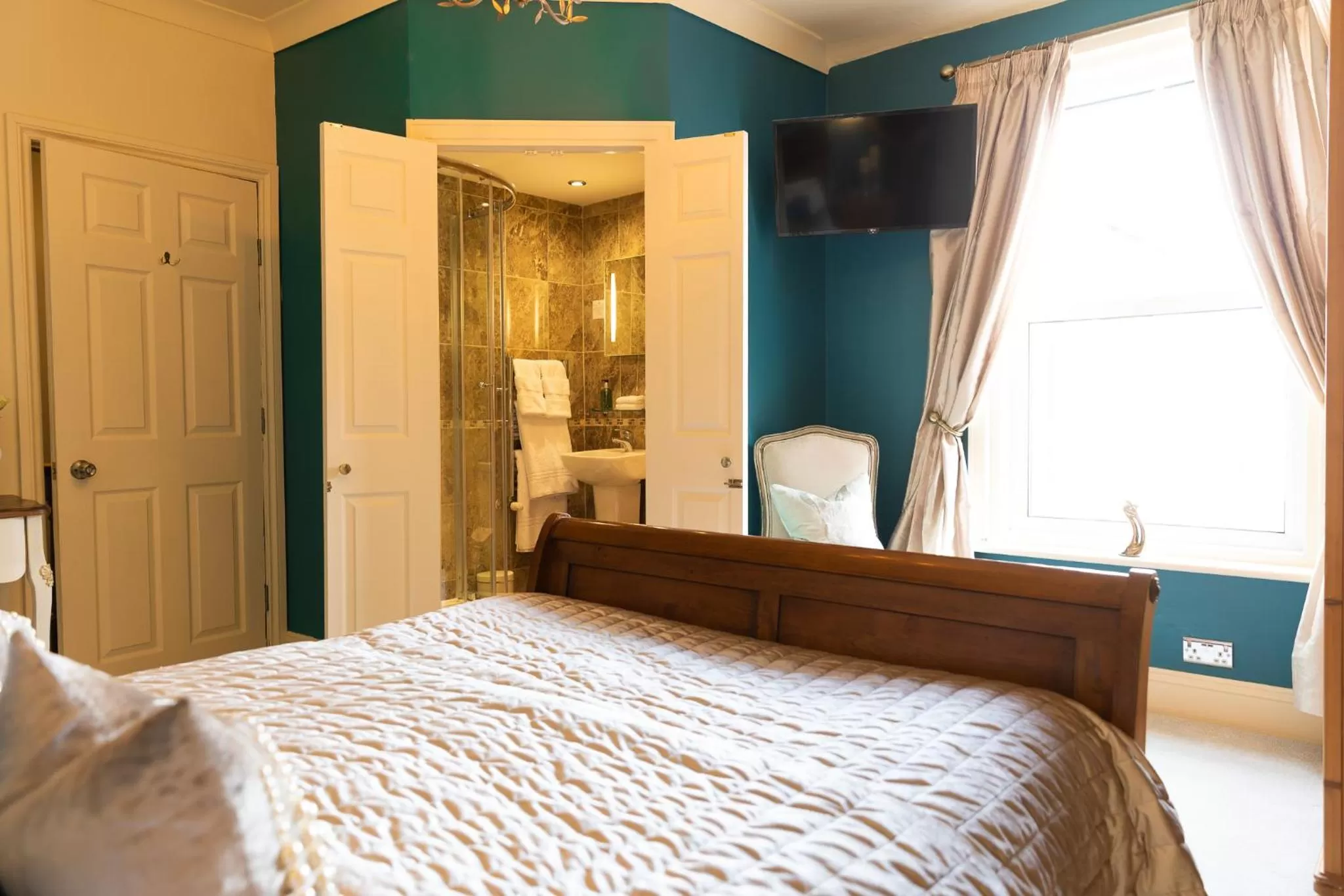 Other, Bed in All Seasons Boutique Hotels