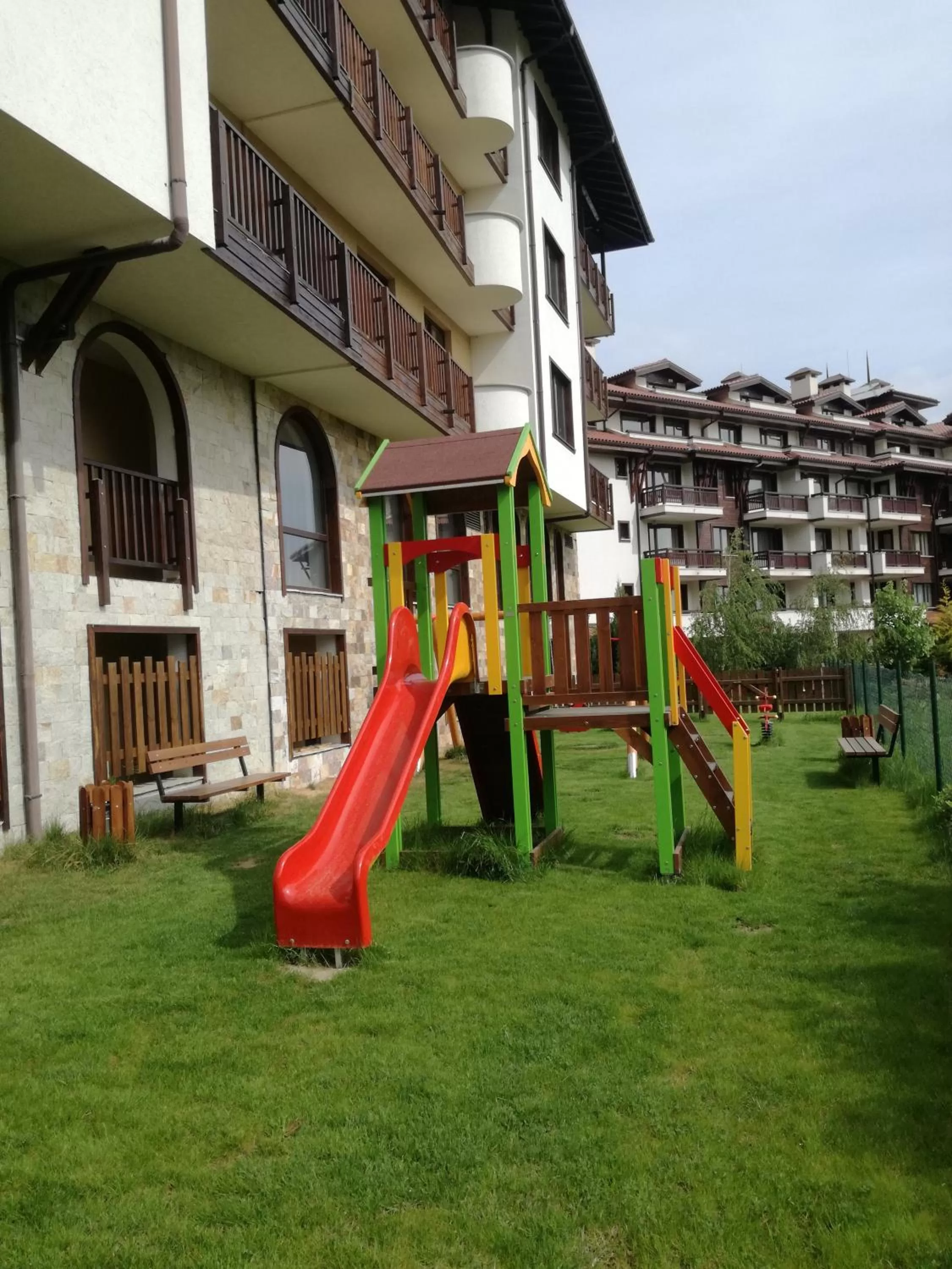 Children play ground in Grand Royale Apartment Complex & Spa