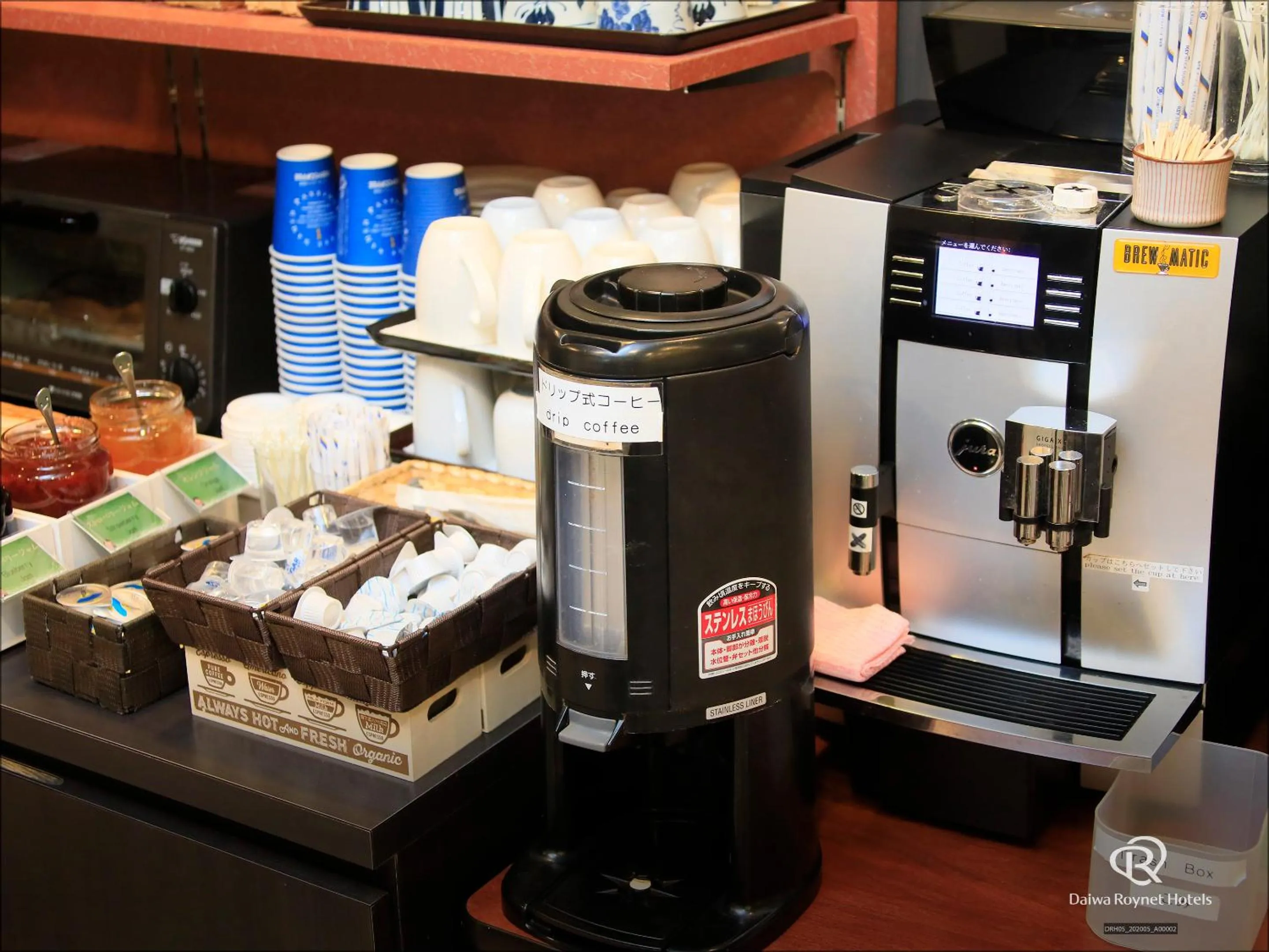 Buffet breakfast in Daiwa Roynet Hotel Kyoto-Hachijoguchi