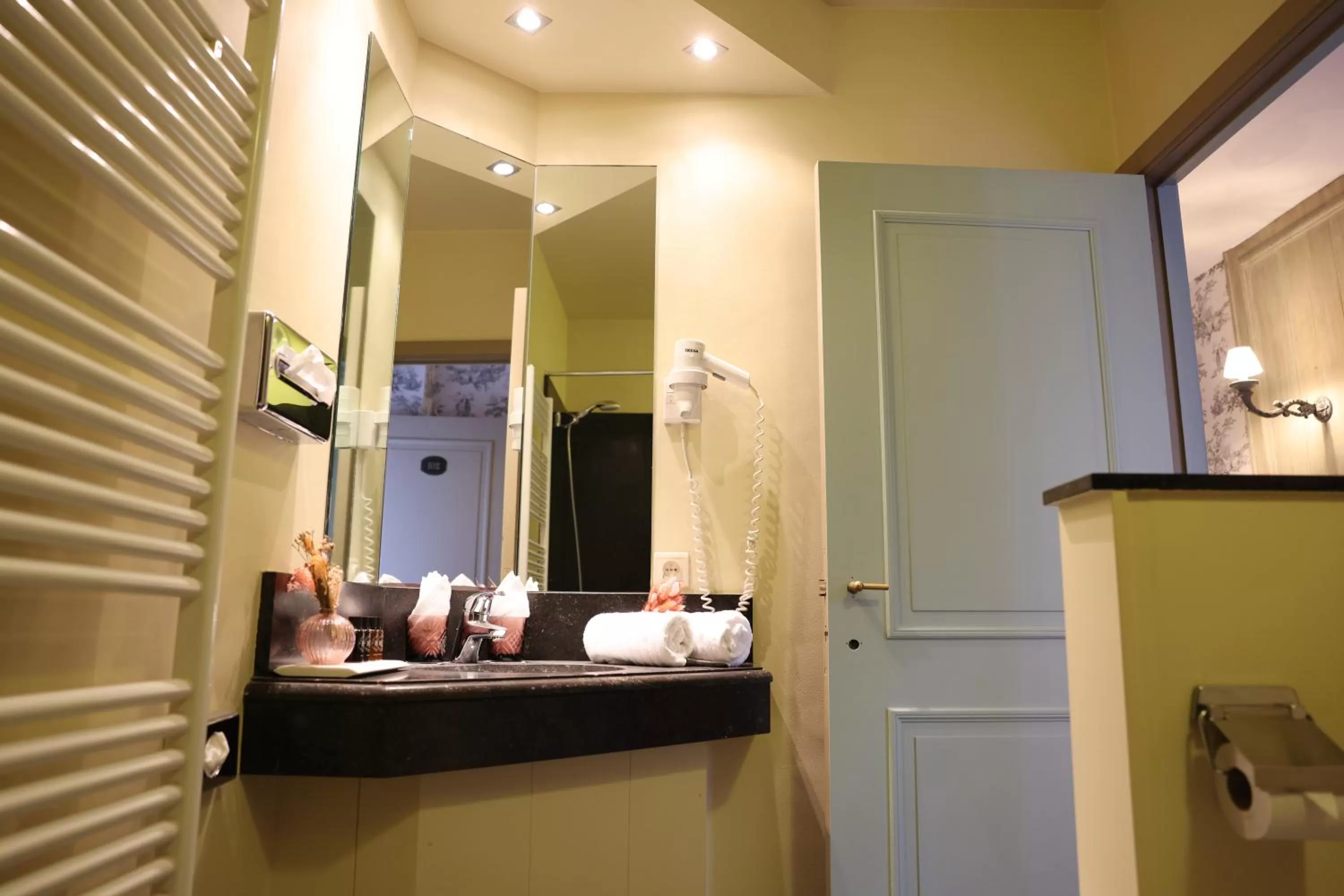 Bathroom in Hotel Biskajer by CW Hotel Collection