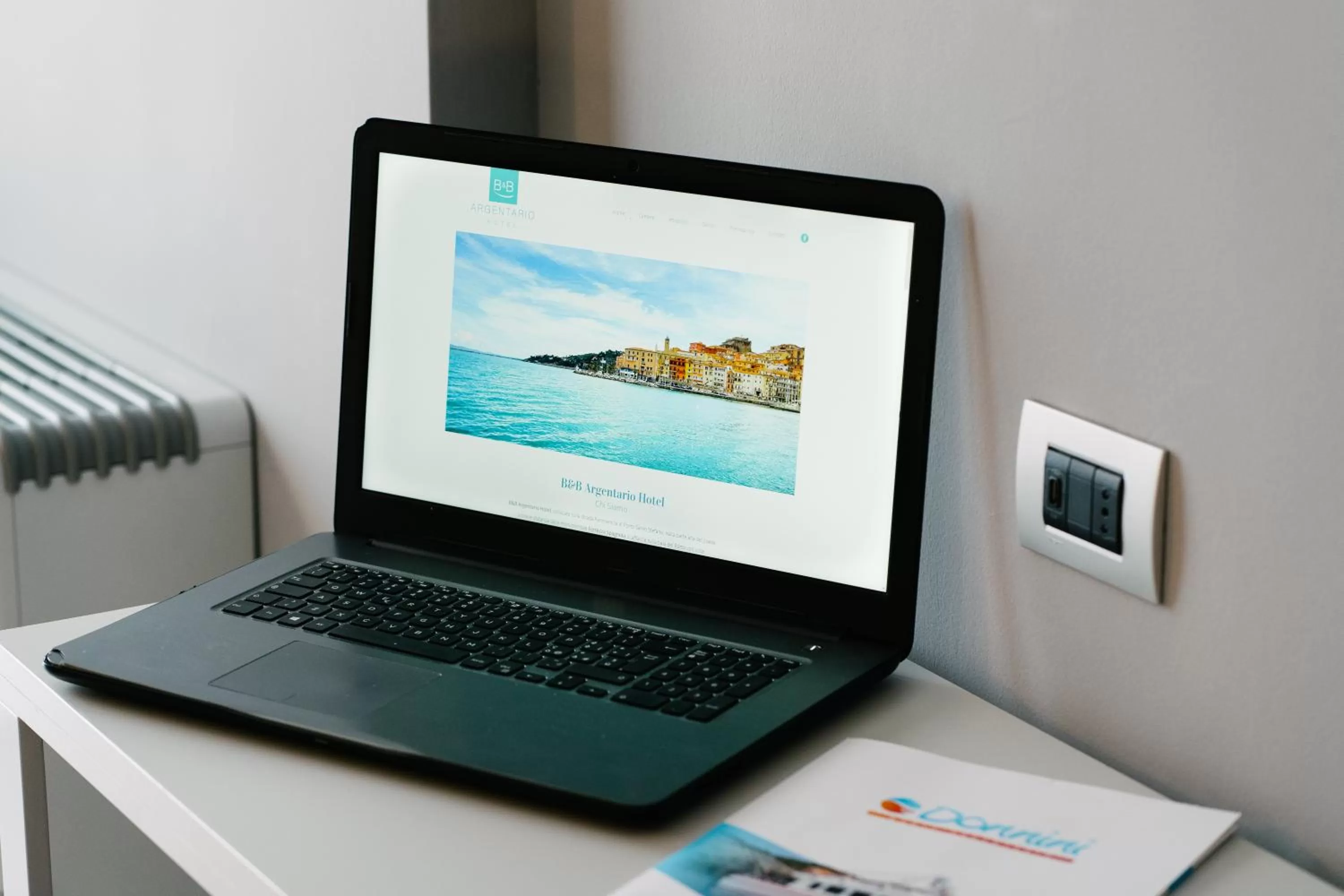 Decorative detail in Bike&Boat Argentario Hotel