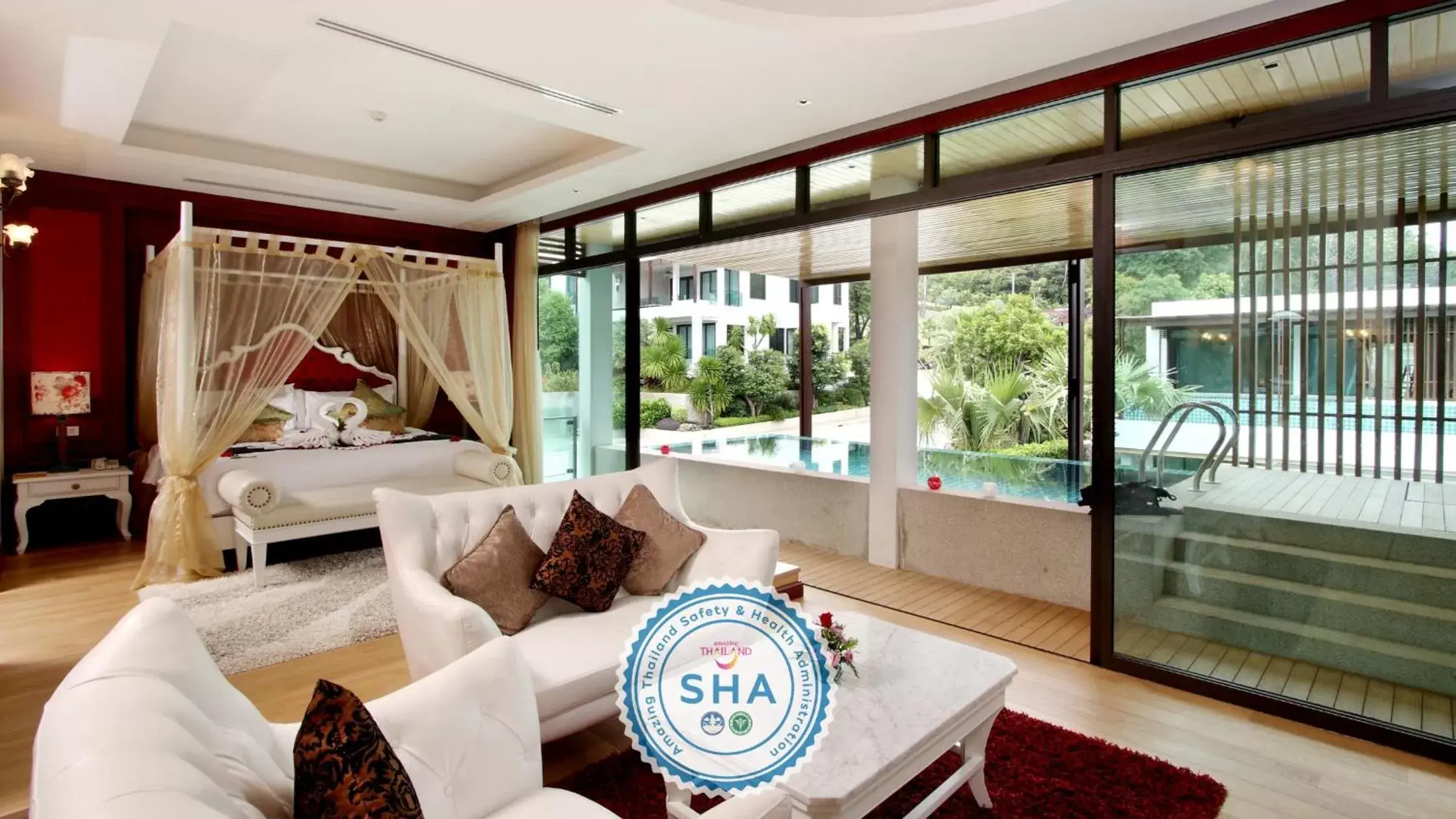 Private Pool Suite in Wyndham Sea Pearl Resort, Phuket Private Pool Suite in Wyndham Sea Pearl Resort, Phuket