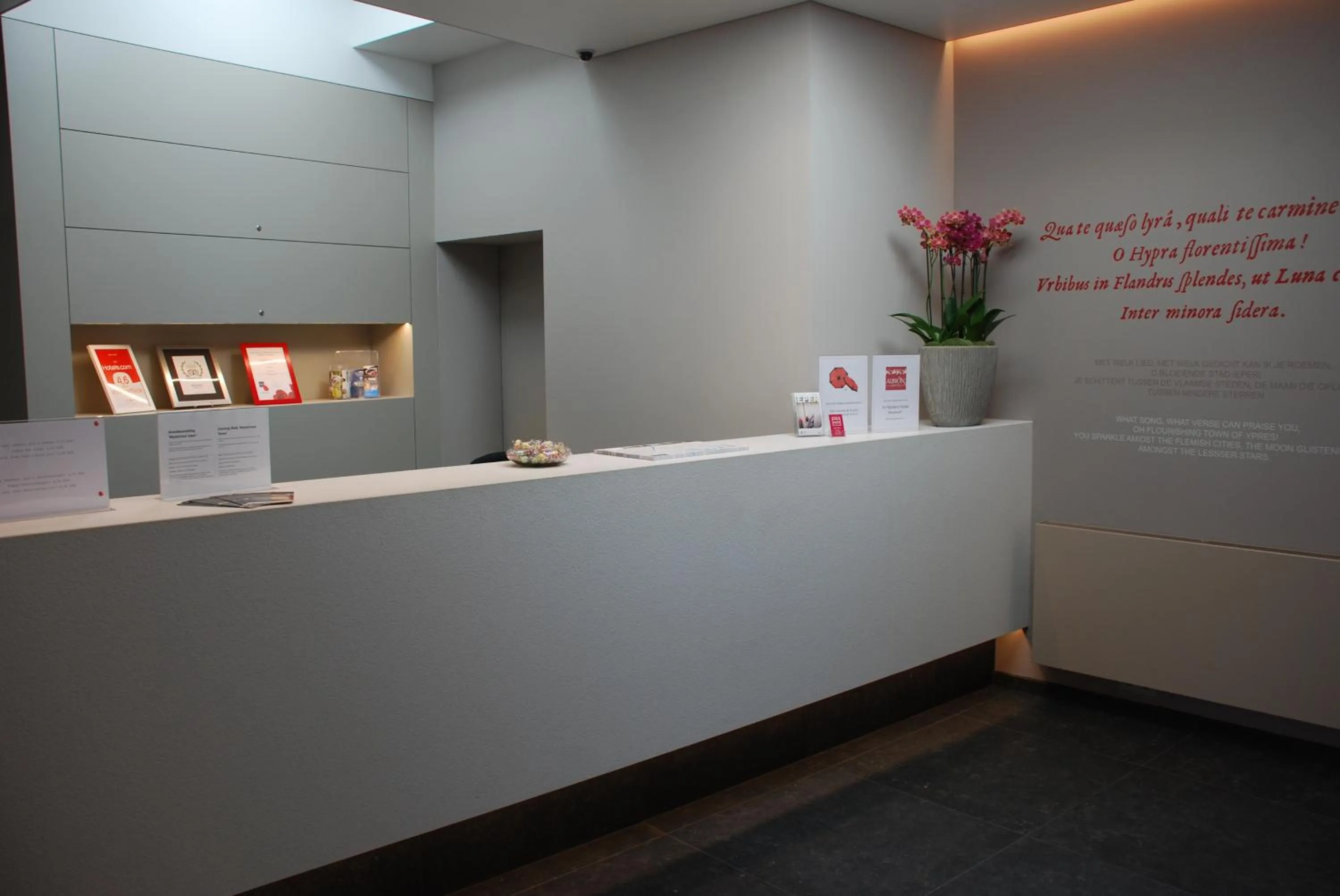 Lobby or reception in Albion Hotel