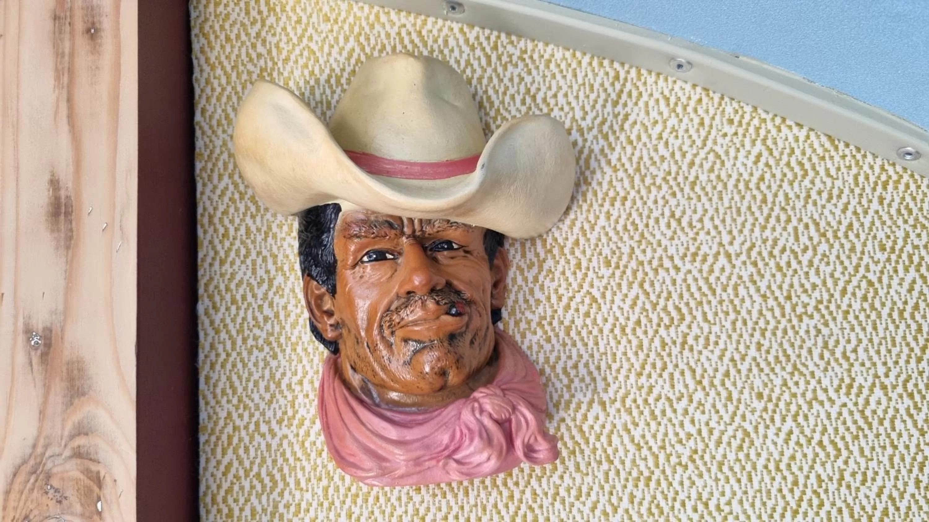 Decorative detail in AirstreamNB