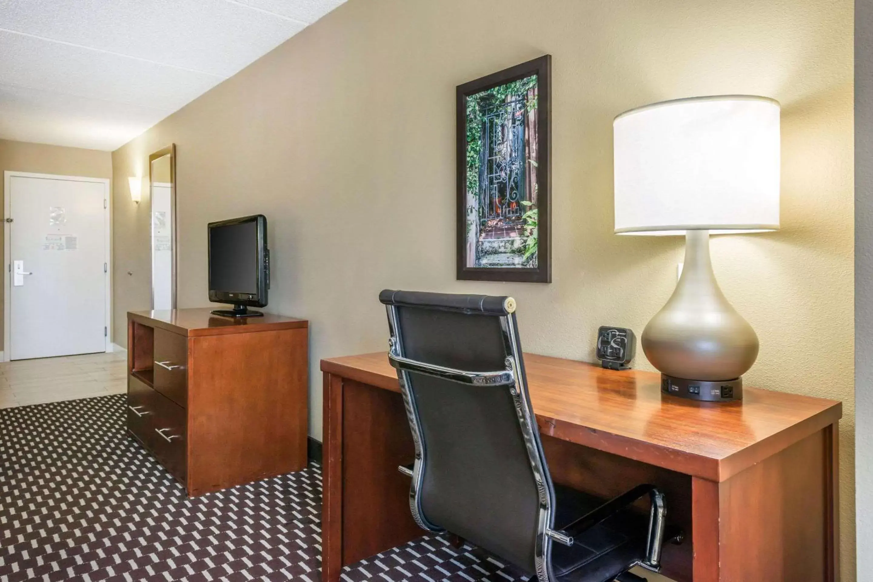 Queen Suite in Villa Victor, Ascend Hotel Collection Queen Suite in Villa Victor, Ascend Hotel Collection