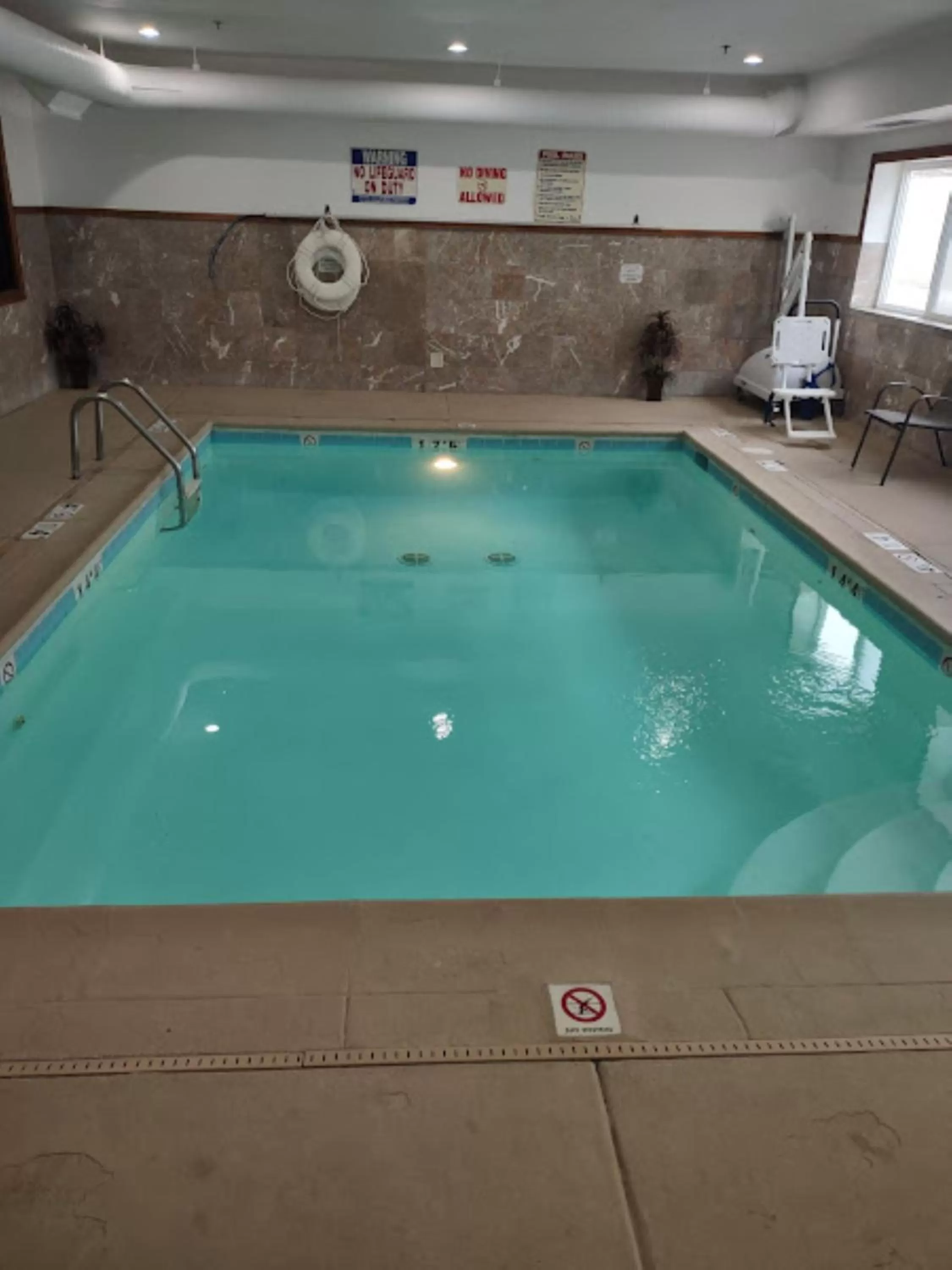 Swimming pool in Wingate by Wyndham Eagle Vail Valley