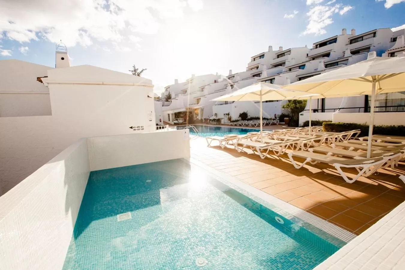 Swimming pool in 3HB Golden Beach